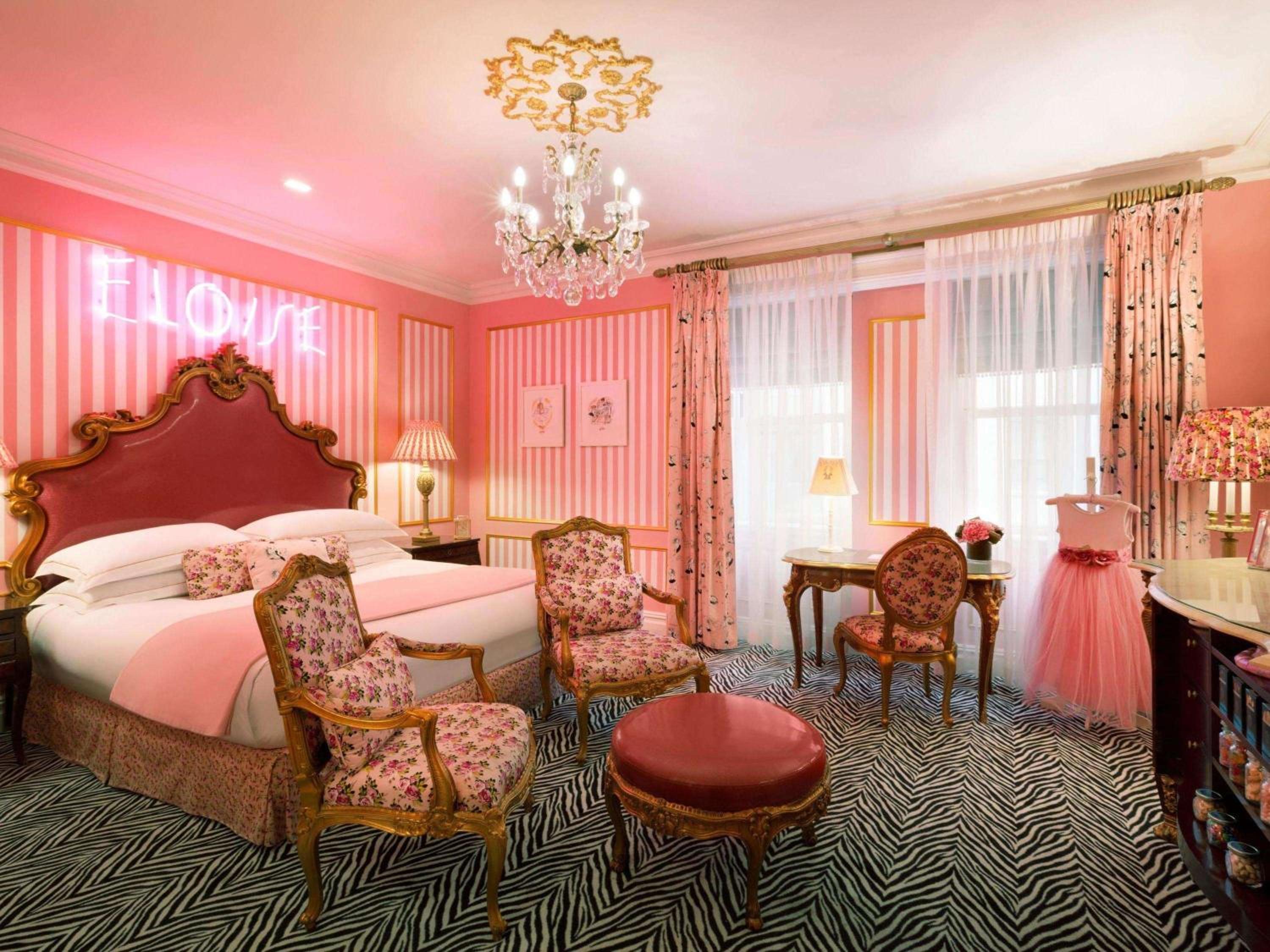 Eloise King Room