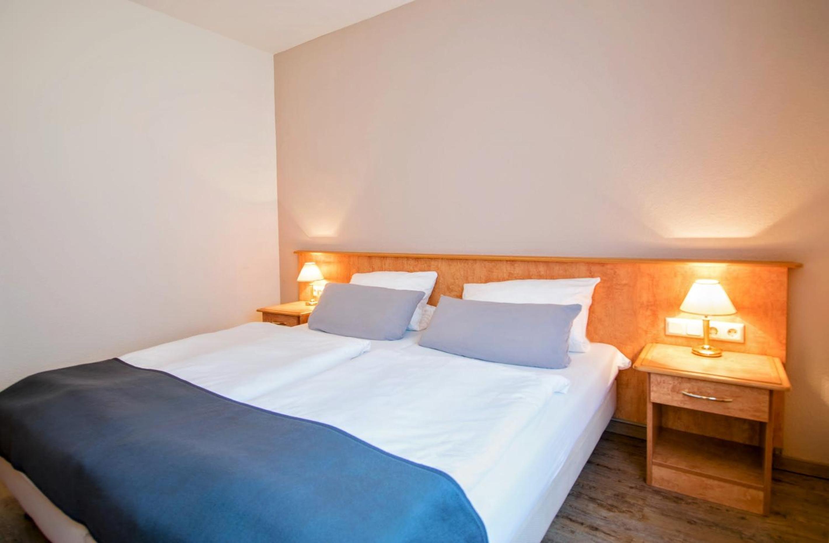 Double and Twin Room photo 3