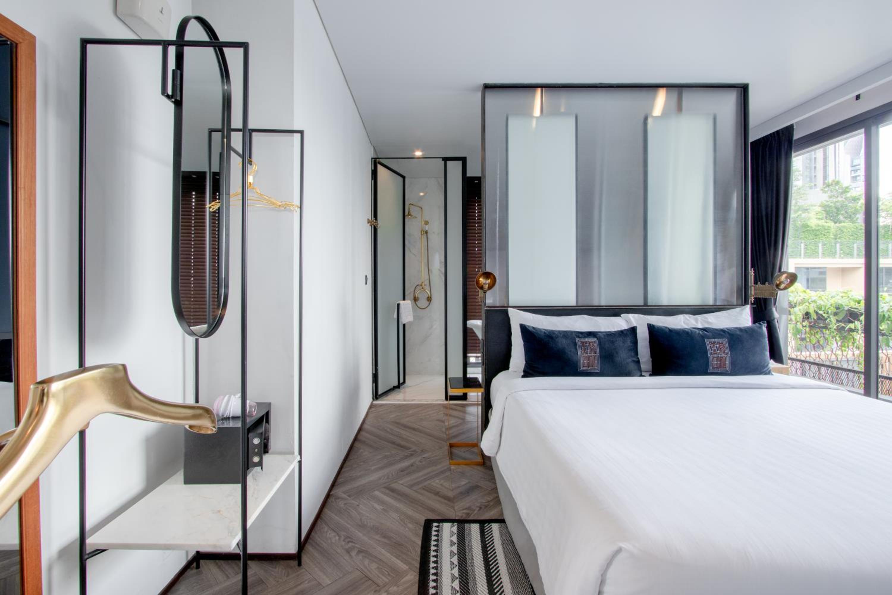 Executive Suite photo 2