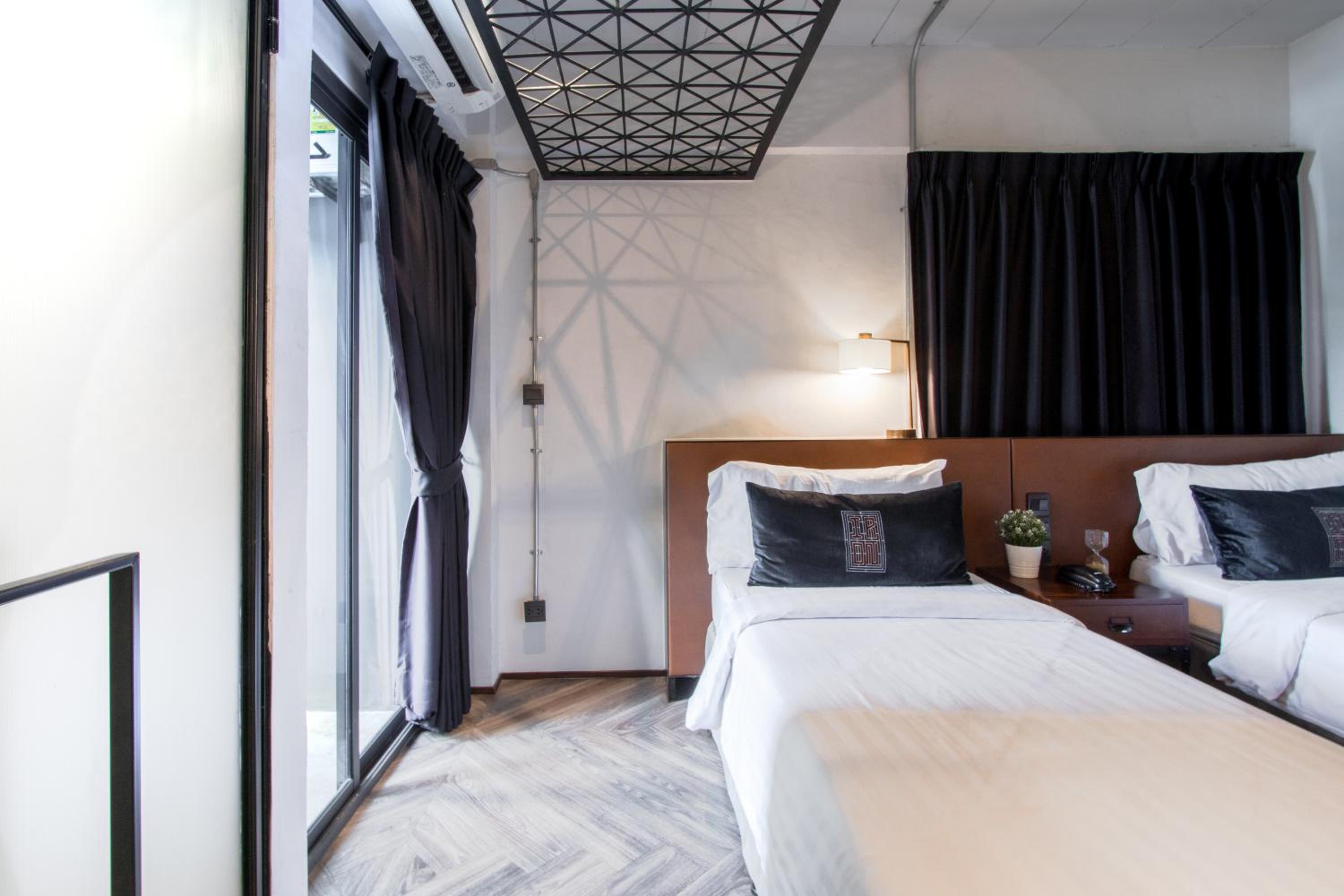 Standard Twin Room photo 2