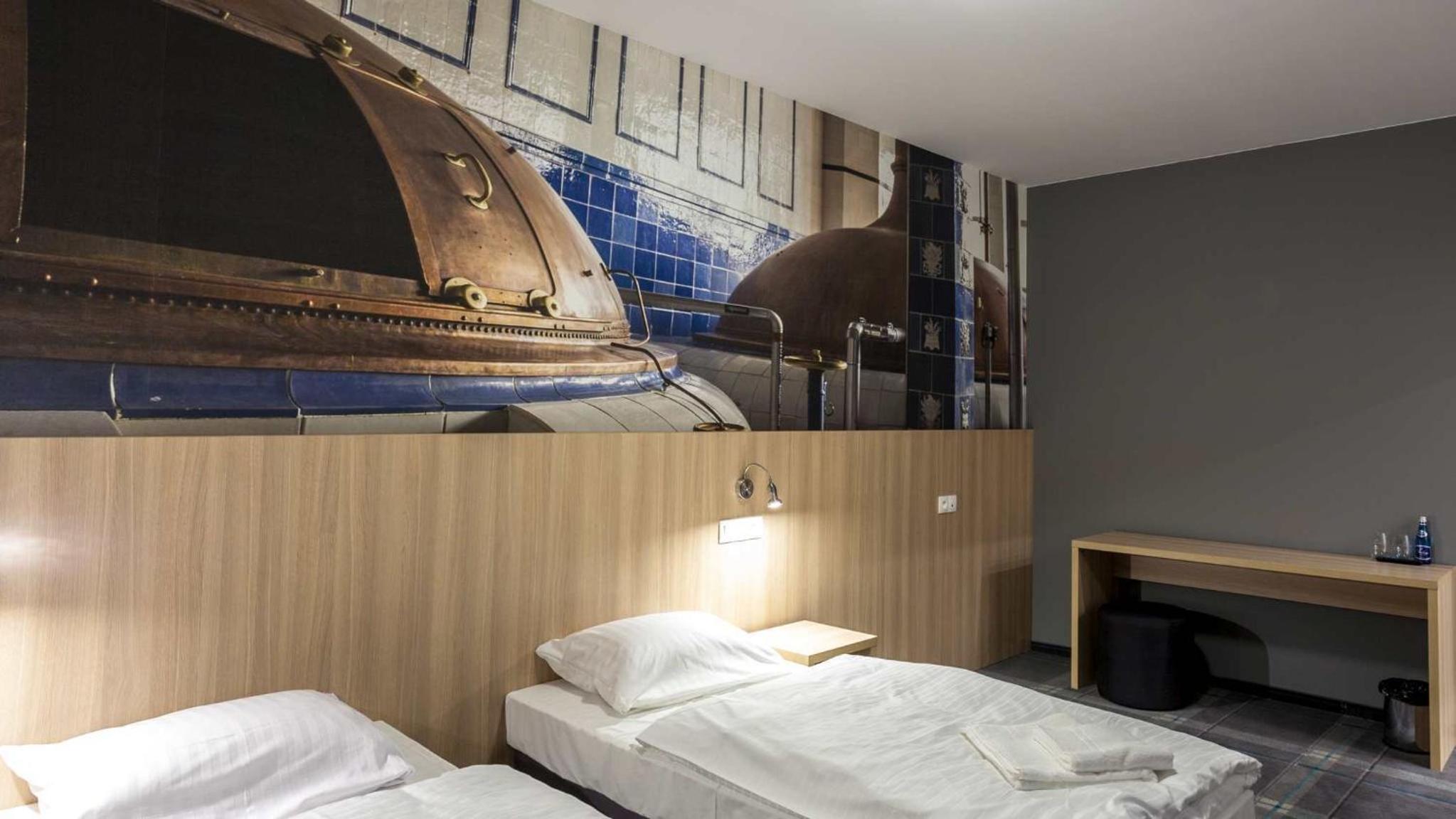 Twin Room - Photo 3