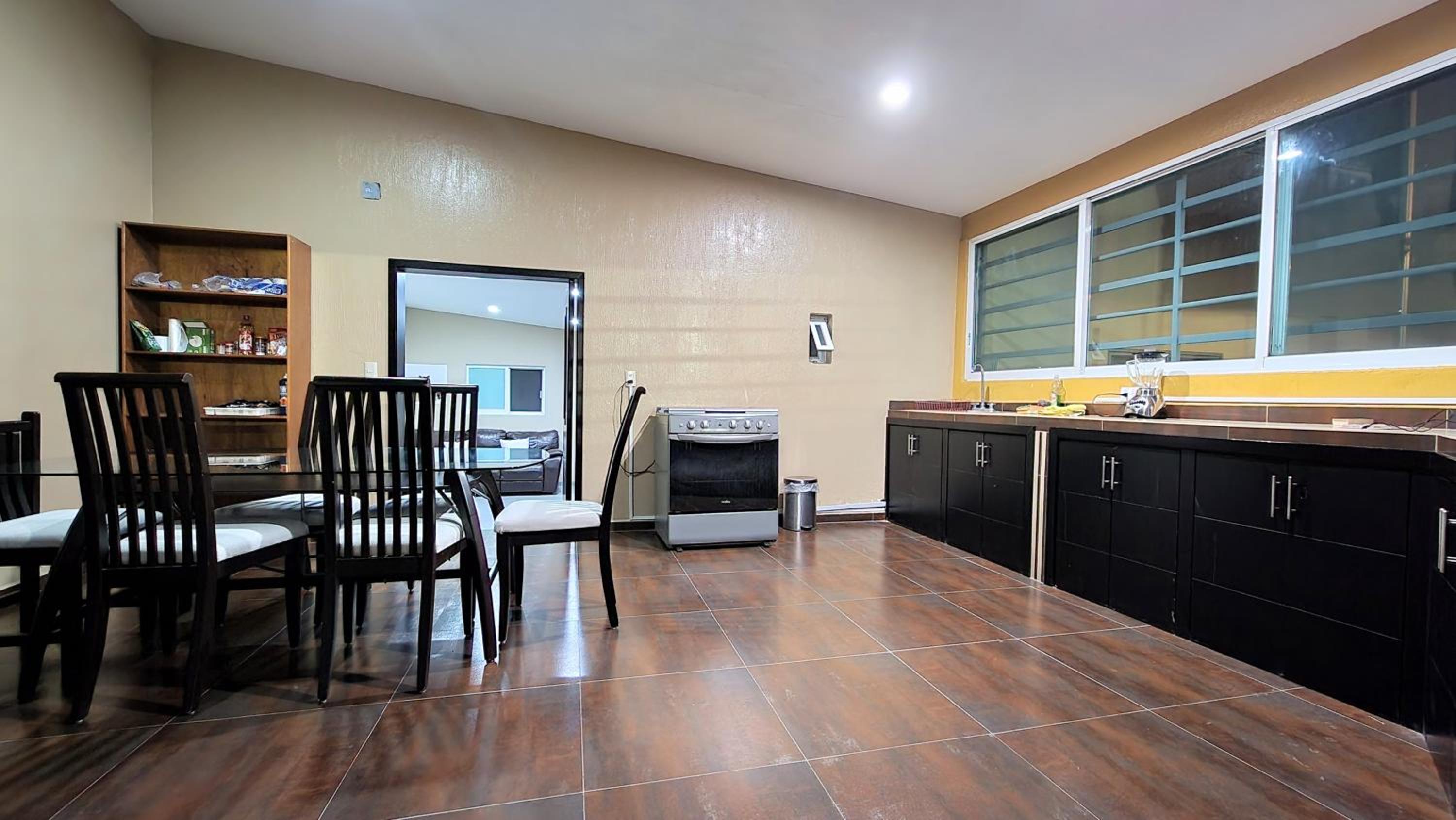 Villa photo 3