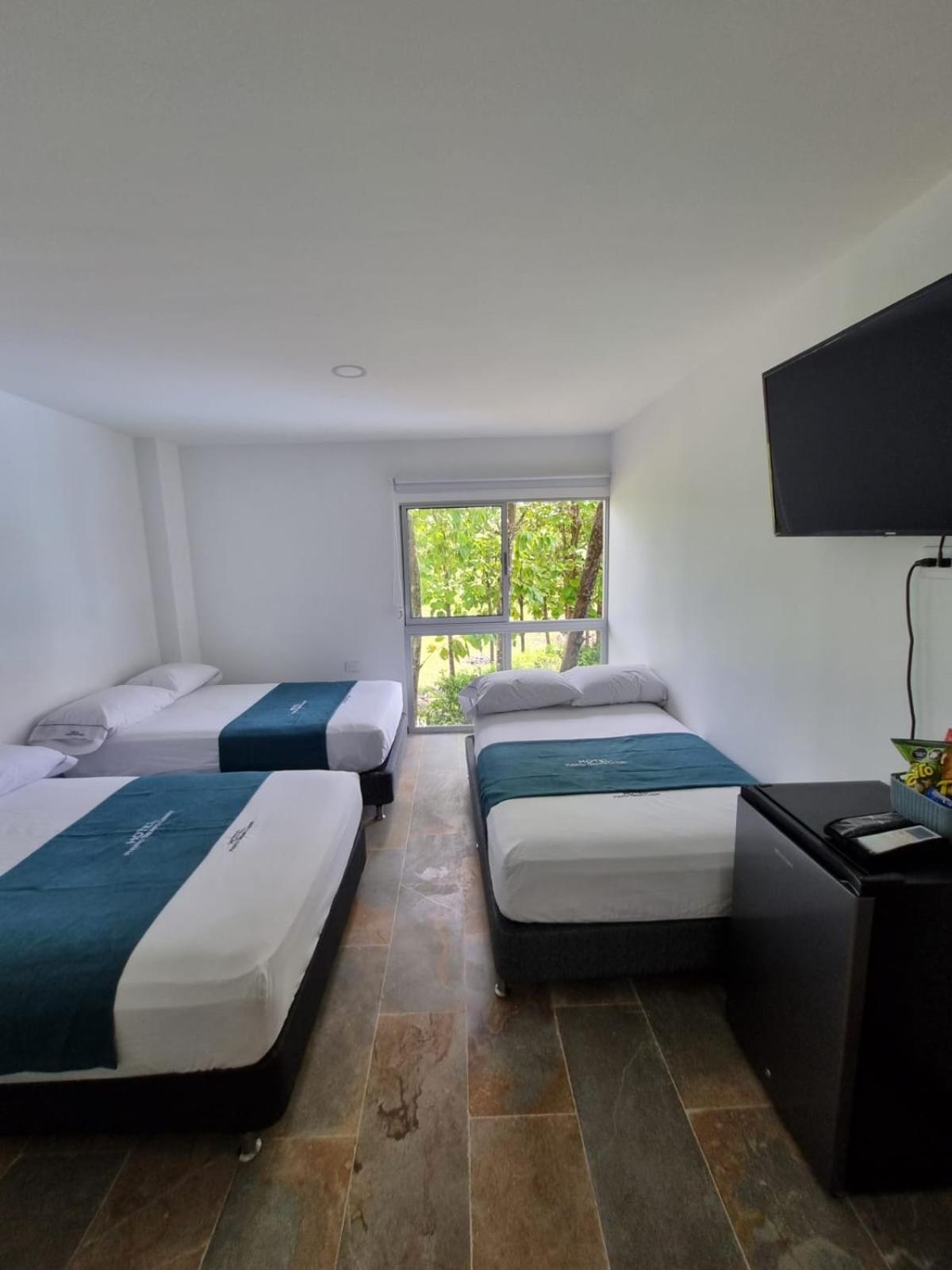 Quadruple Room with Garden View photo 2