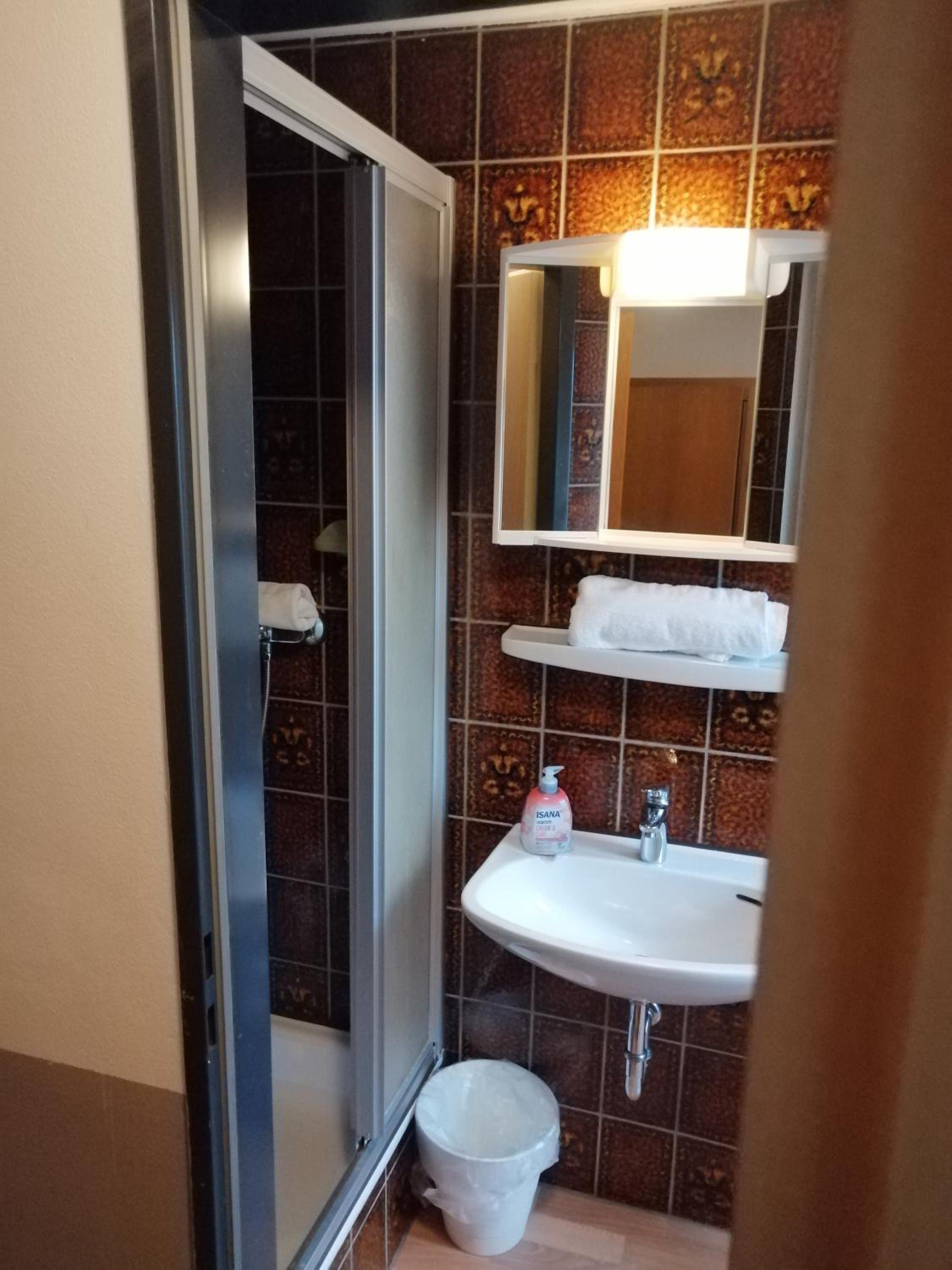 Budget Single Room photo 2