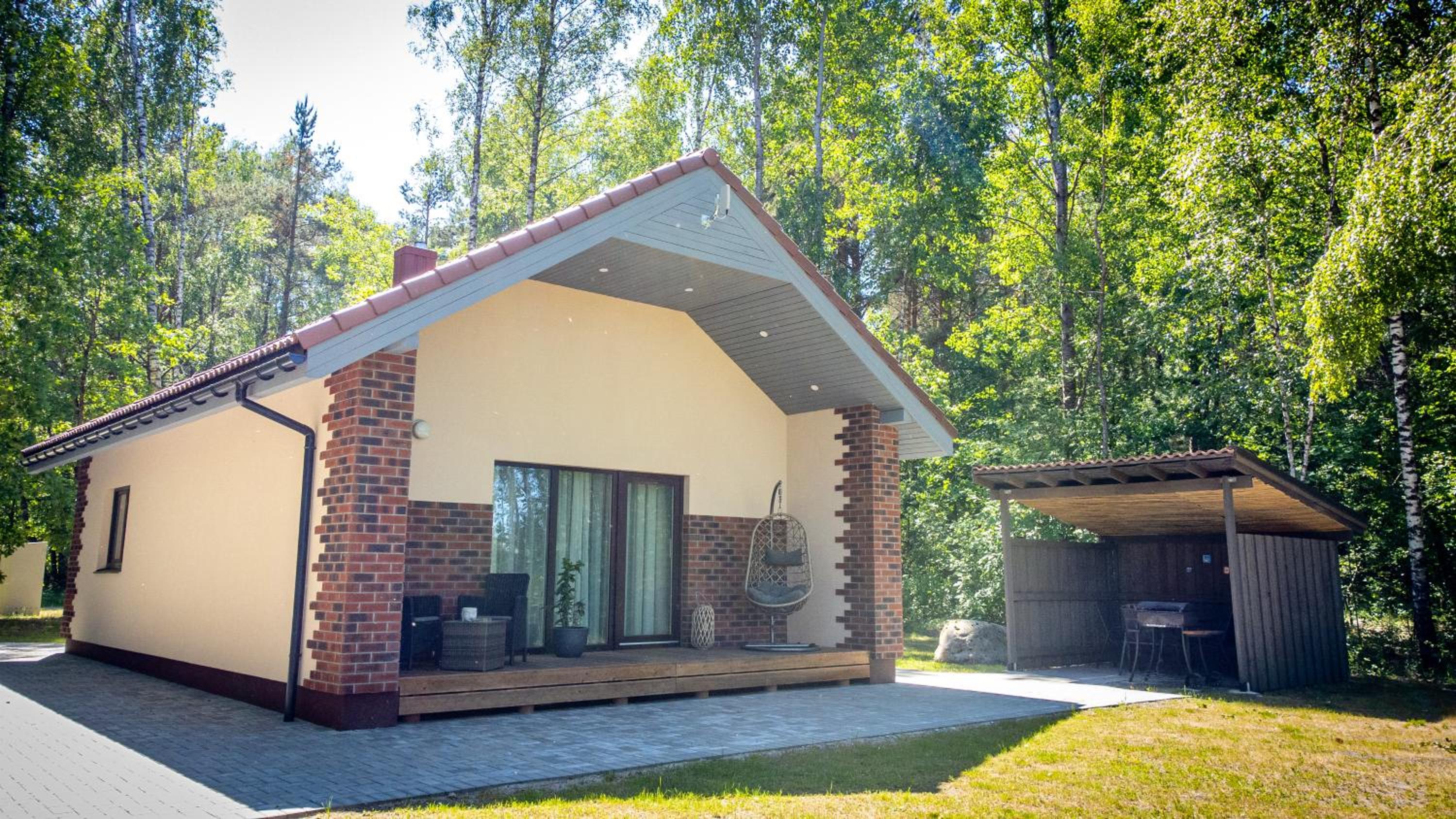 One-Bedroom House - Photo 12