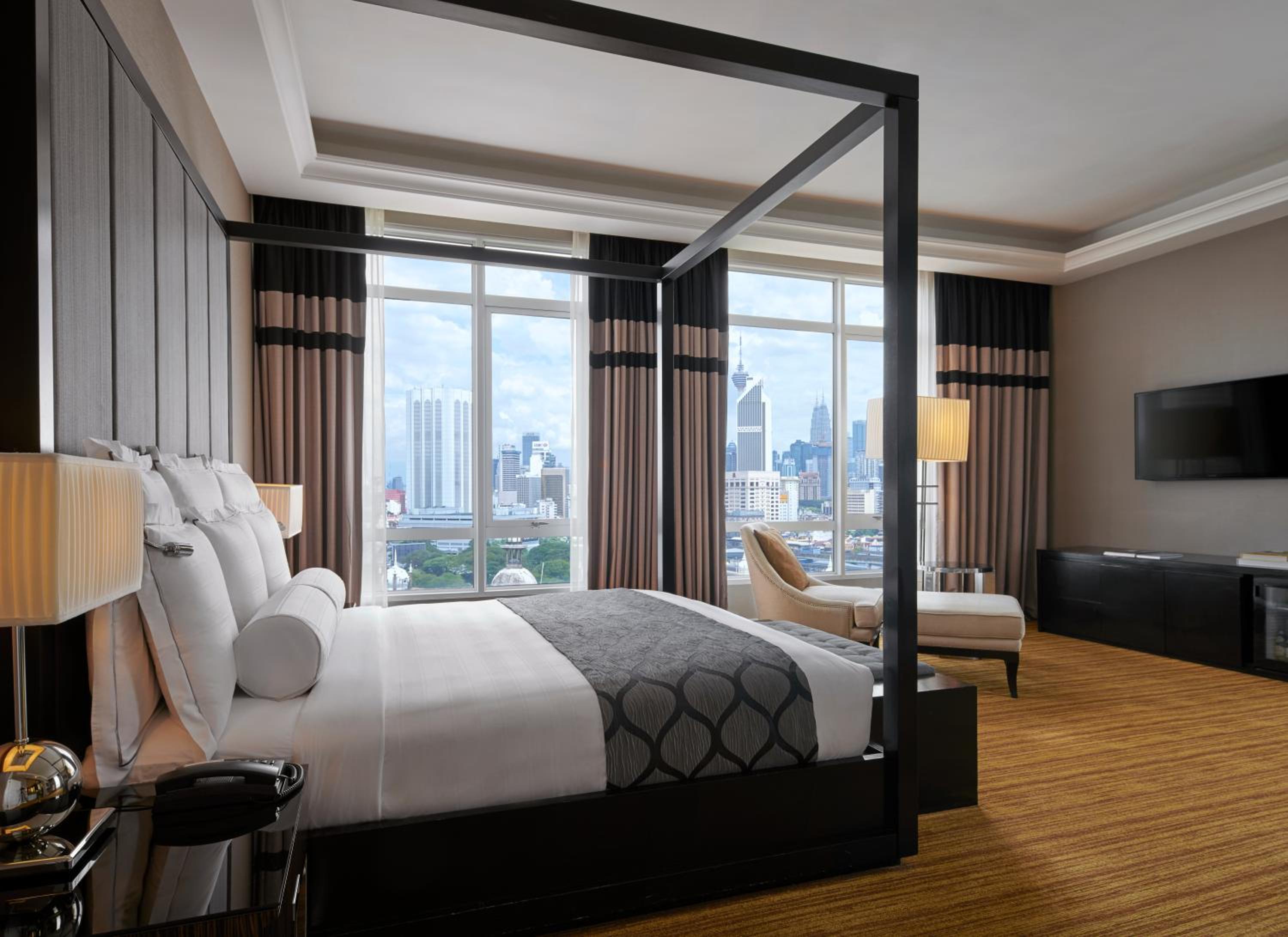 Premier Suite