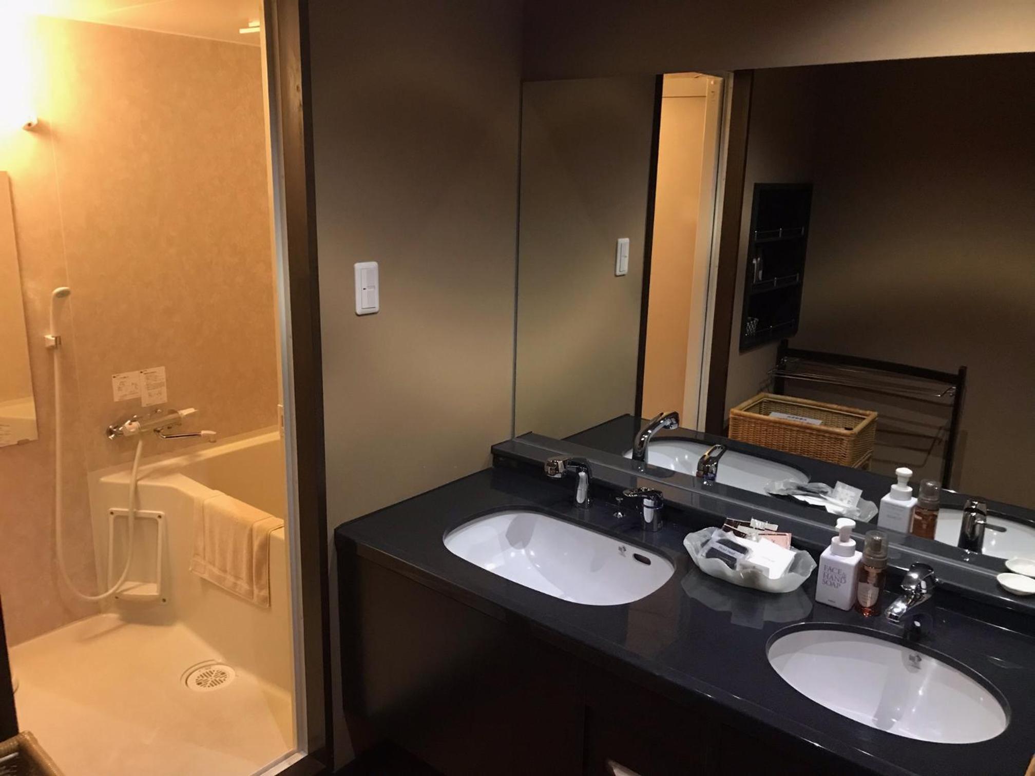 Japanese-Style Twin Room-West BLD - Non-Smoking photo 2