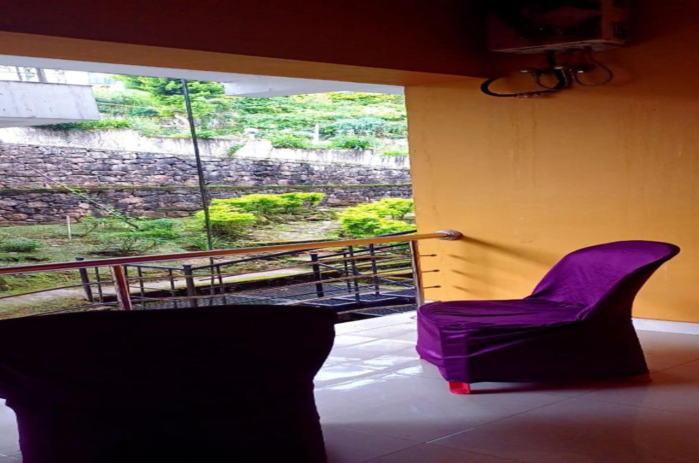 Double or Twin Room - Photo 8