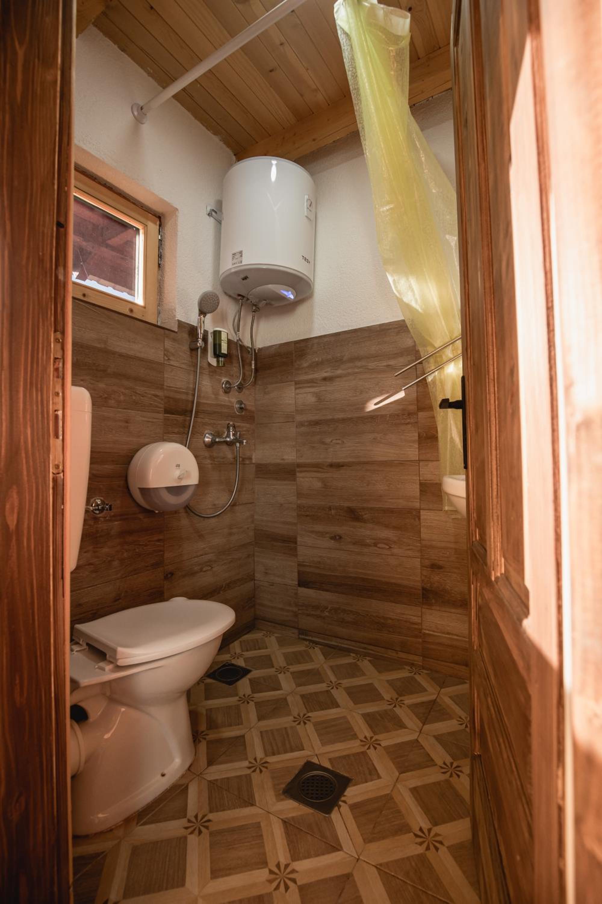 Comfort Triple Room - Photo 13
