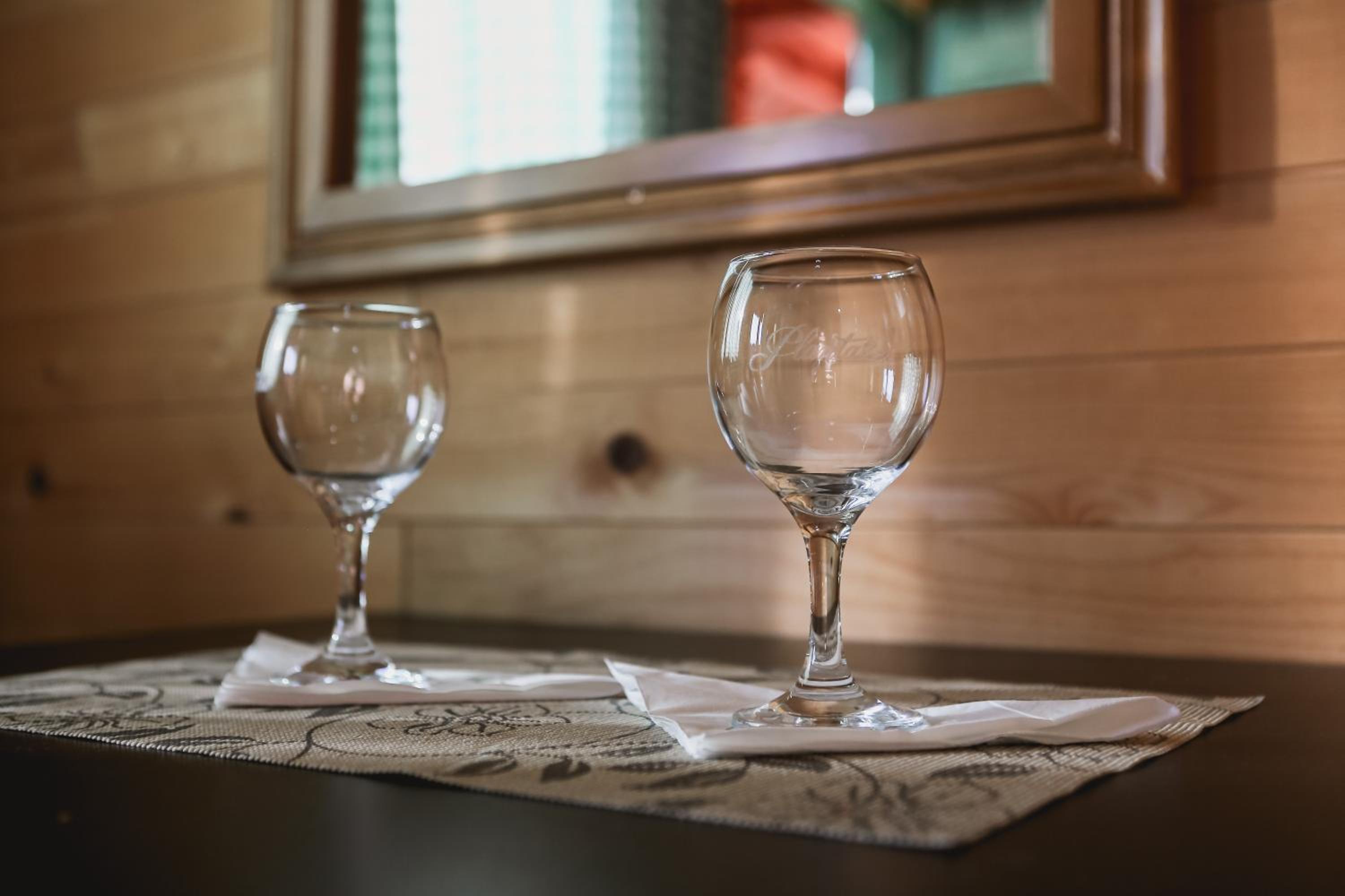 Superior Bungalow - Photo 15