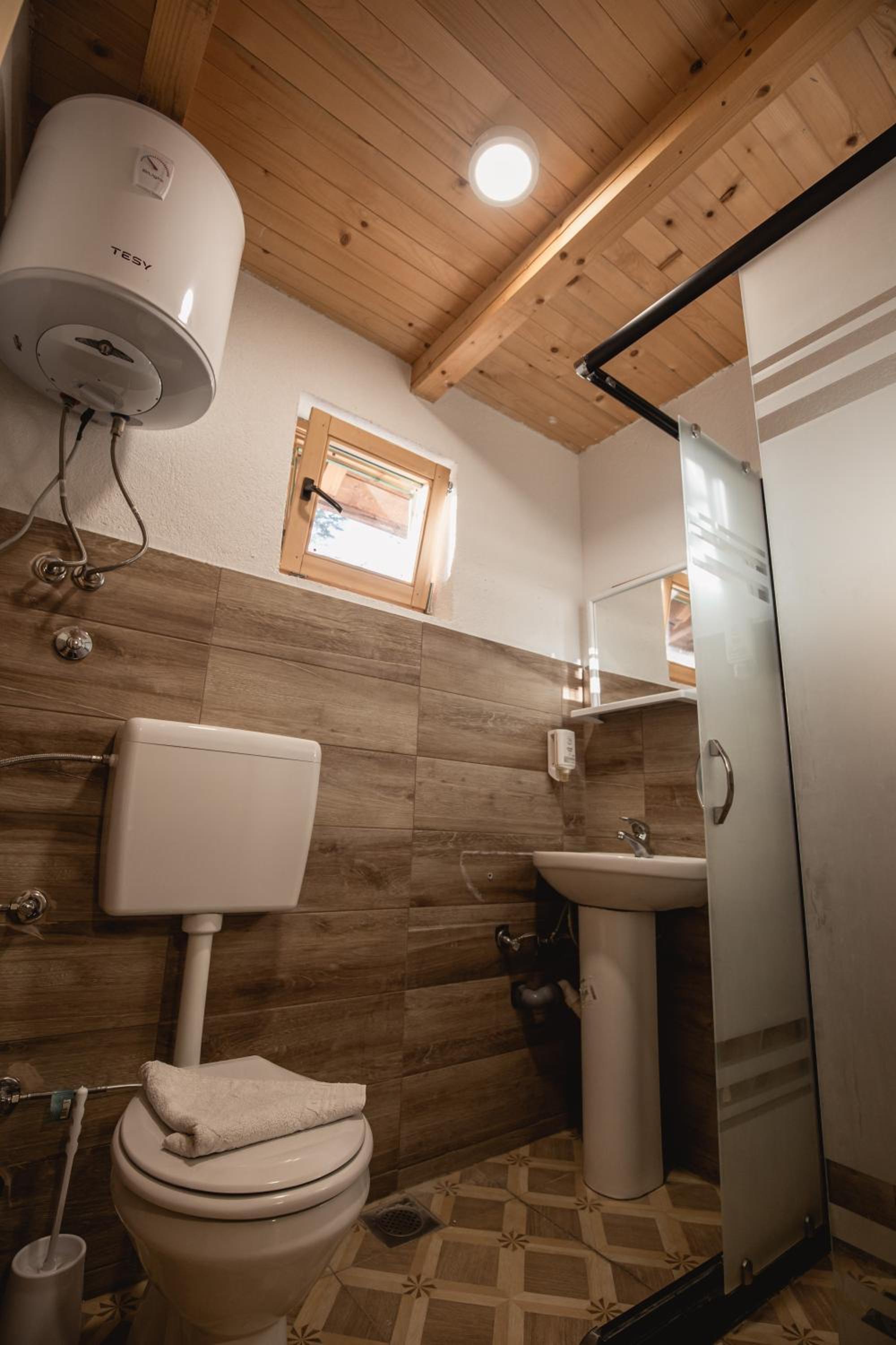 Superior Bungalow - Photo 14
