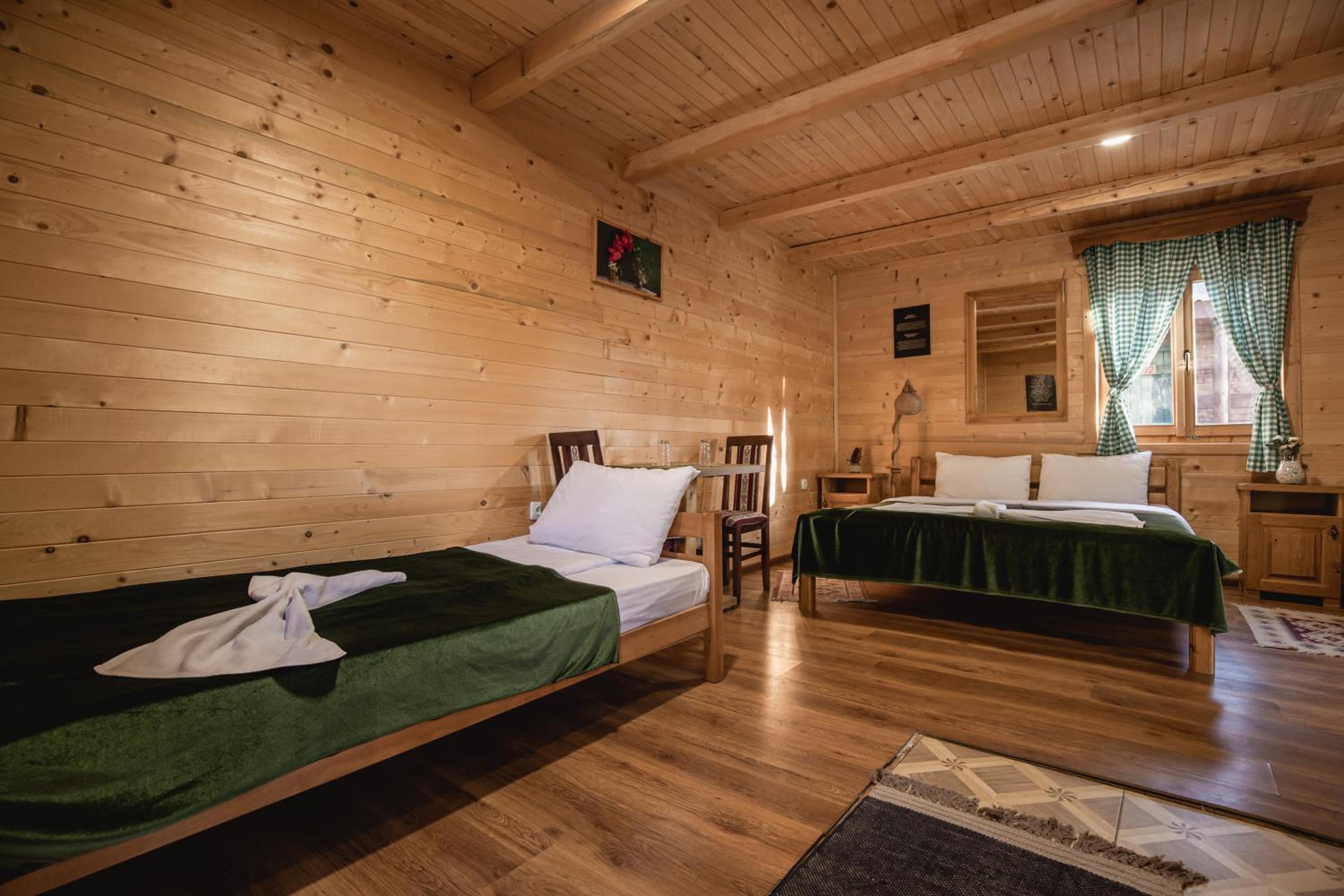 Superior Bungalow - Photo 7