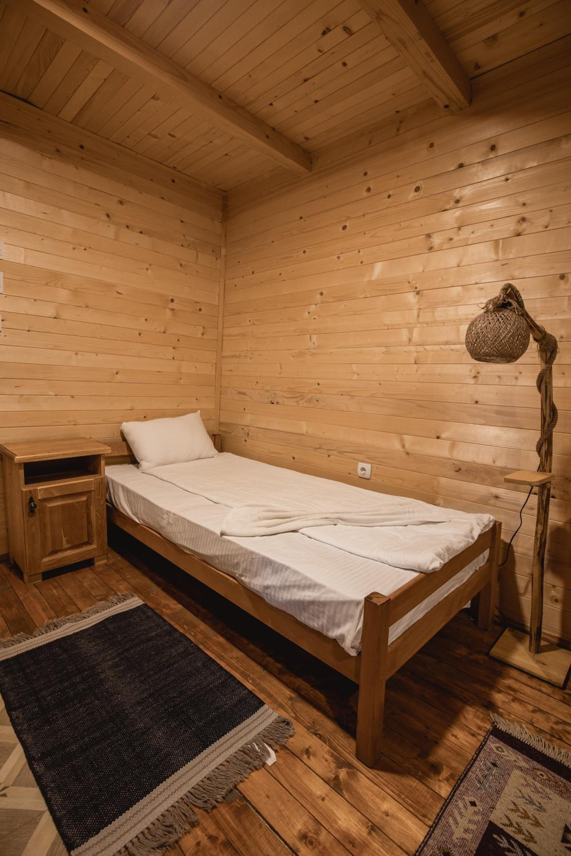 Superior Bungalow - Photo 6