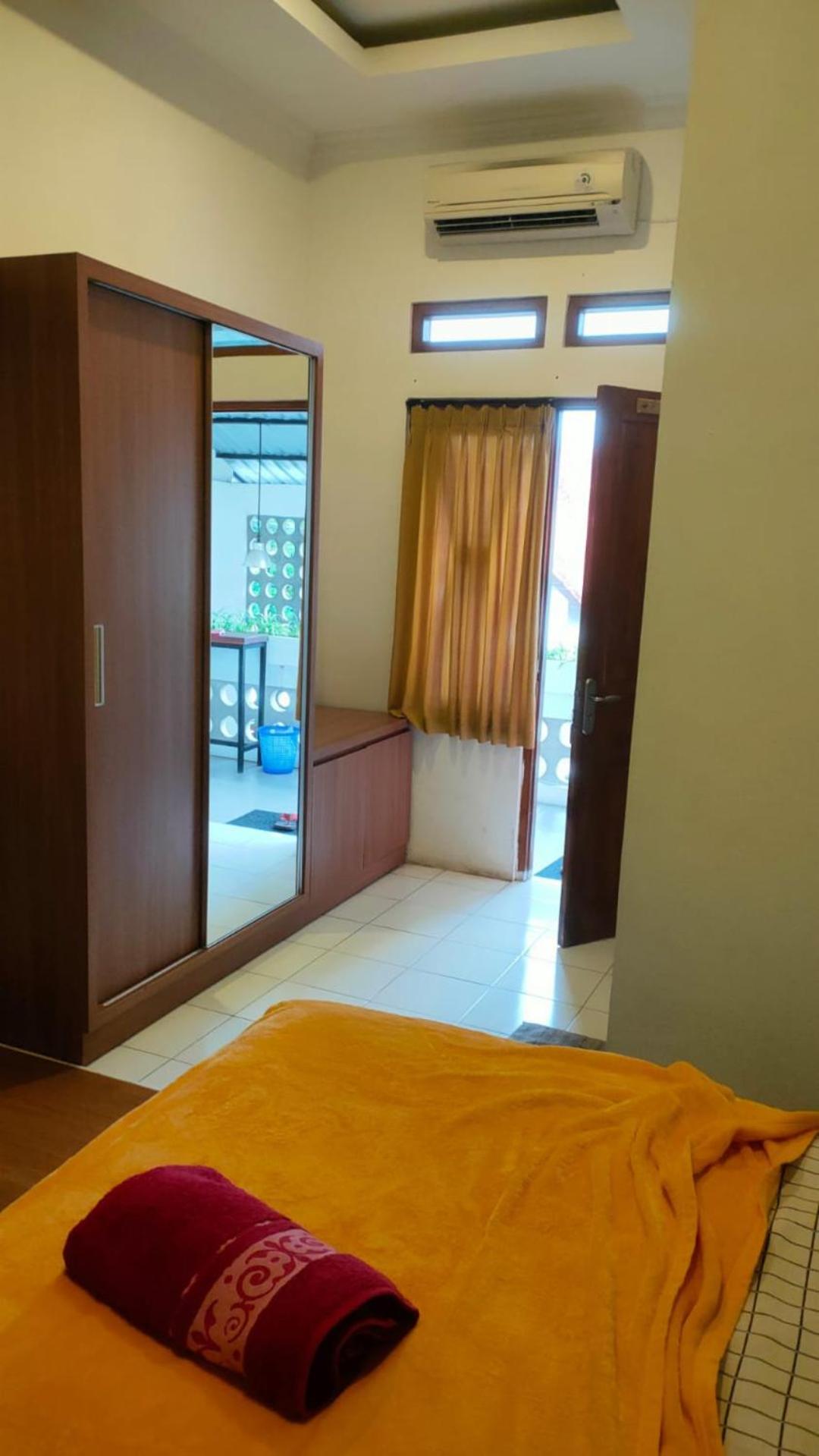 Single Room photo 2