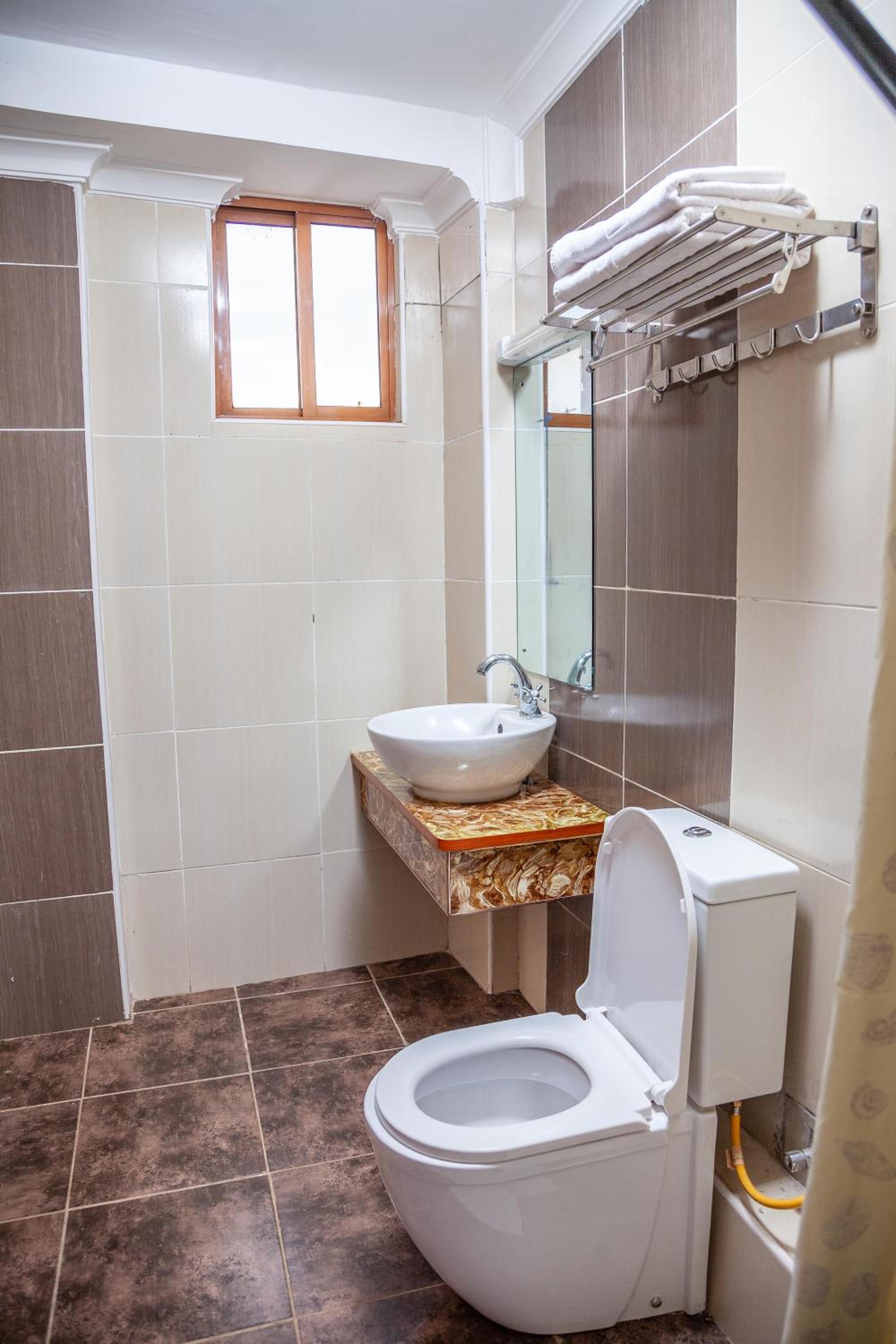Standard Double Room - Photo 6