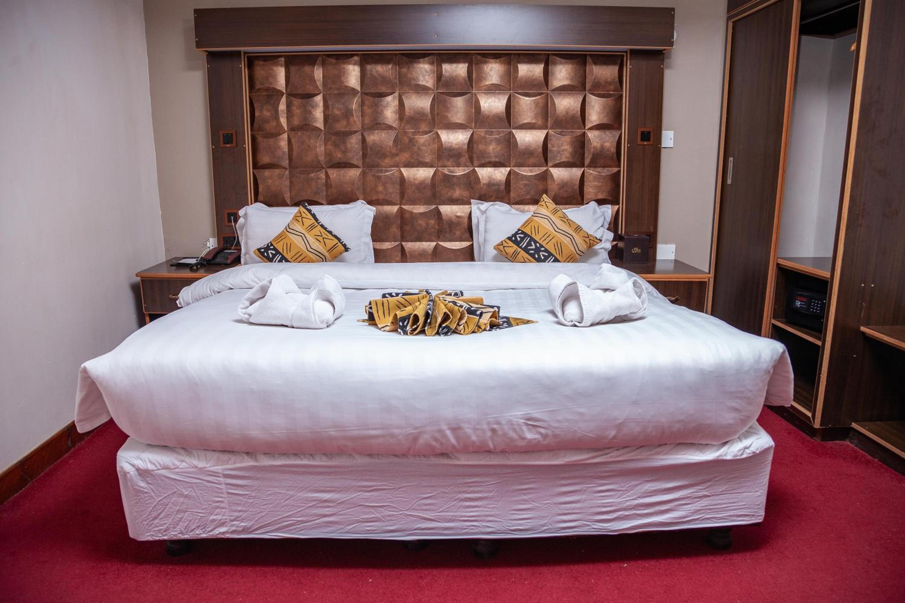 Standard Double Room - Photo 3