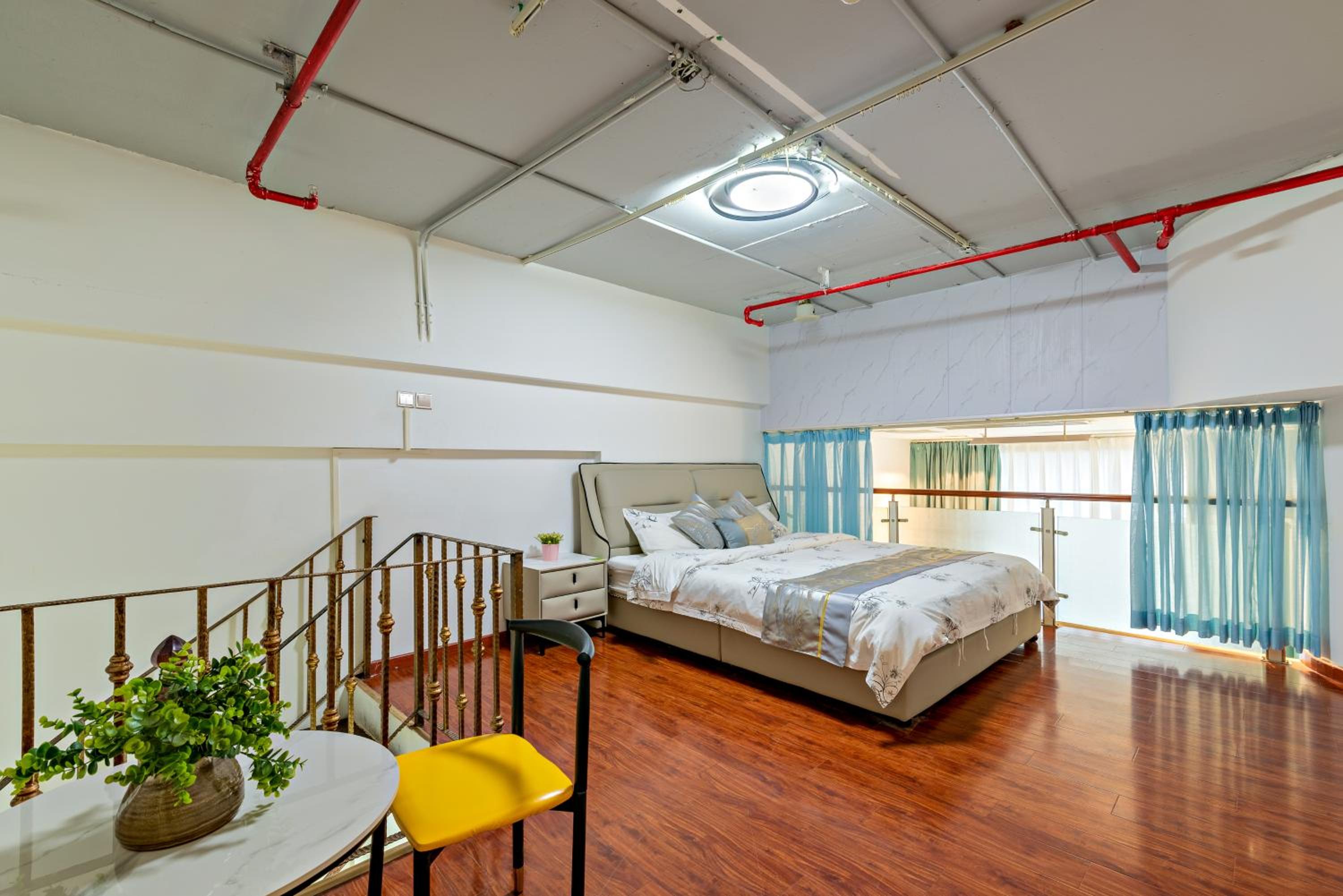 Duplex Apartment - Photo 5
