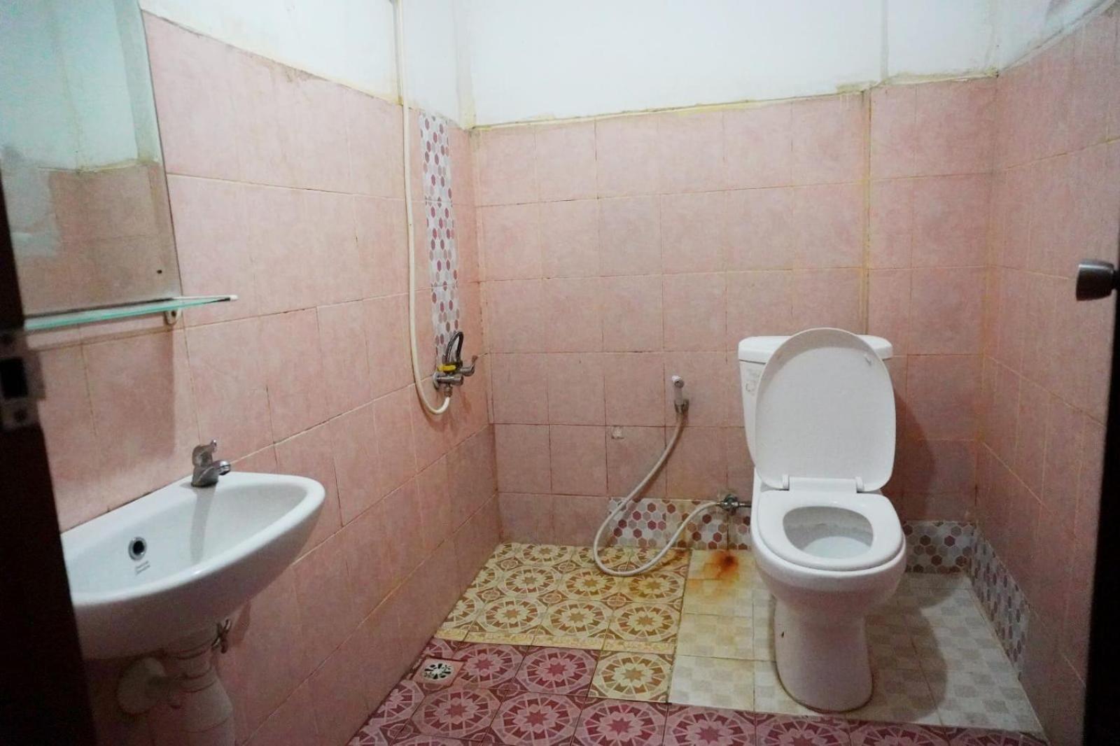 Standard Double or Twin Room photo 2