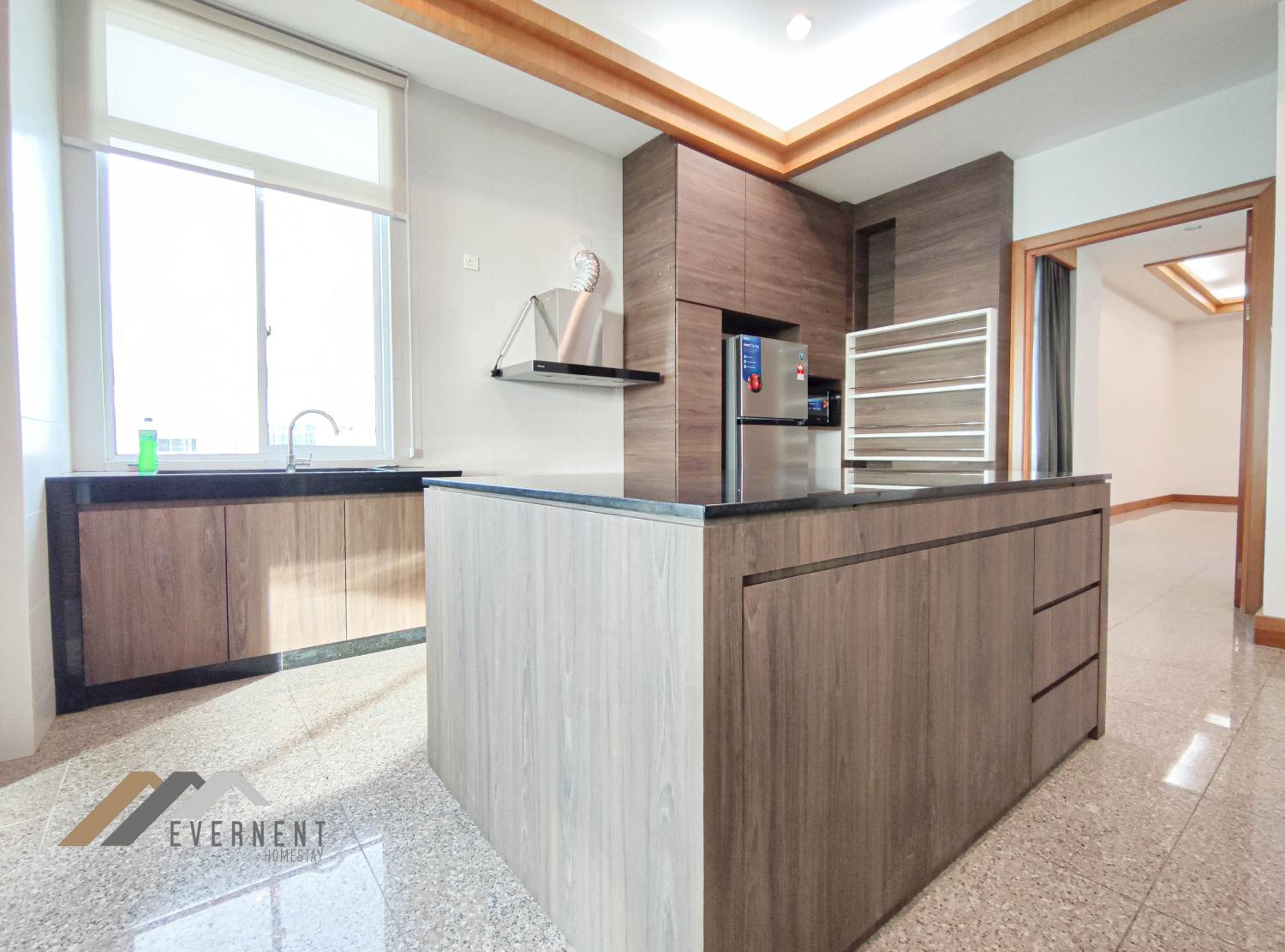 Penthouse Apartment photo 2