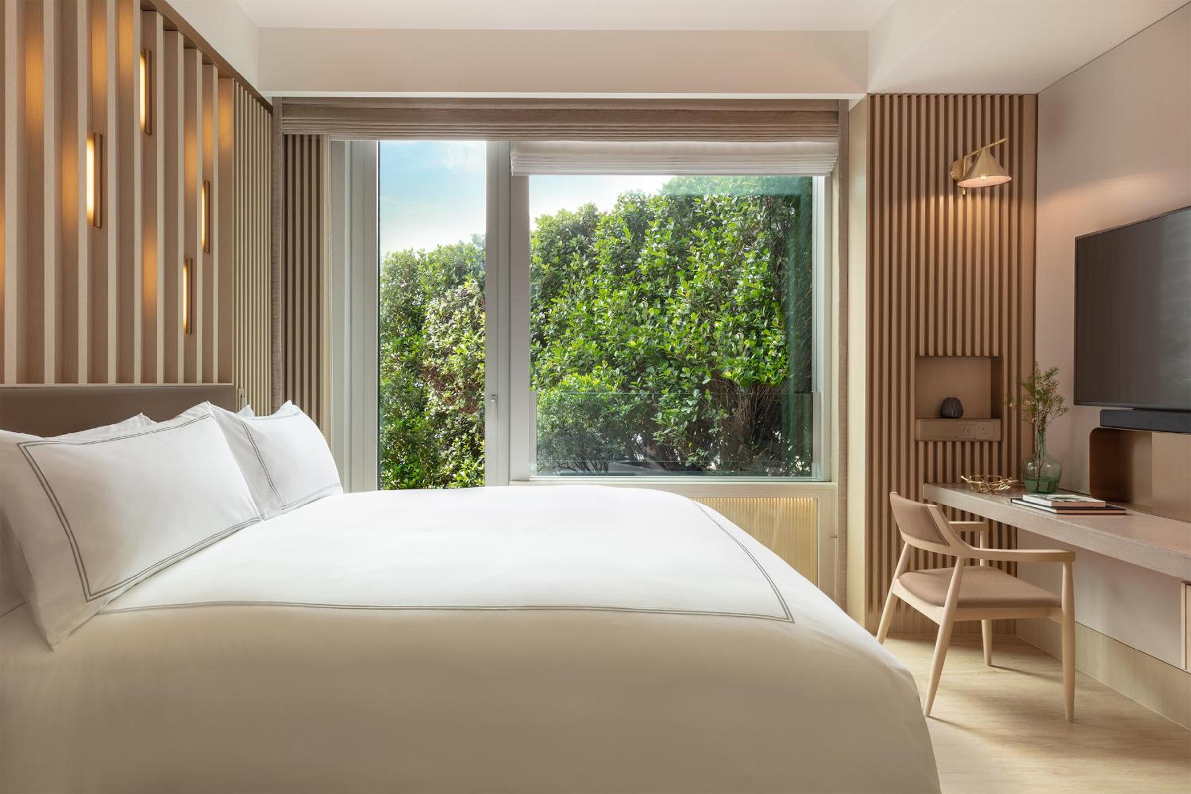 Luxury Executive Terrace Room – 1 King Size Bed, Lounge Access, Private Terrace with heated Jacuzzi Luxury Executive Terrace Room – 1 King Size Bed, Lounge Access, Private Terrace with heated Jacuzzi