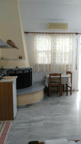 Studio No.3 (3 adults)