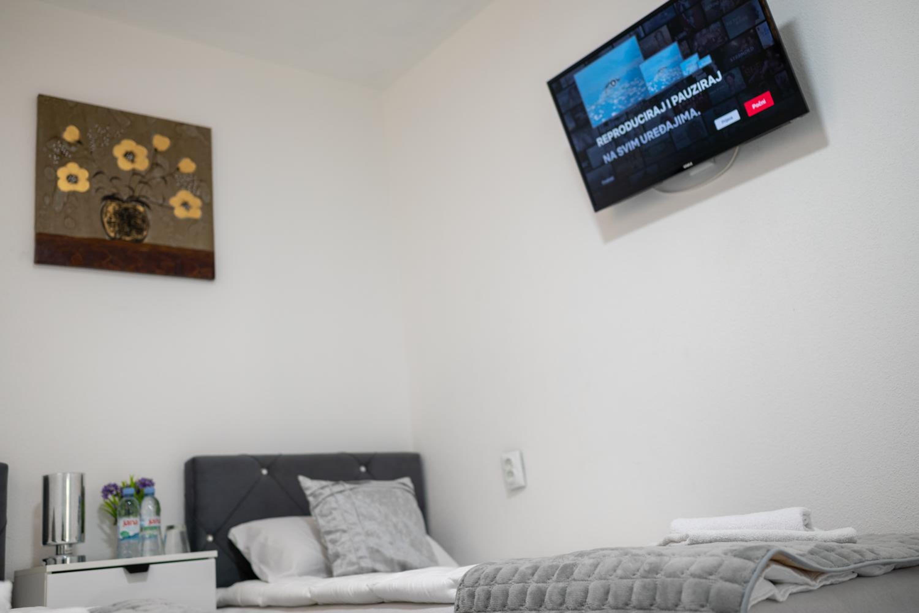 Budget Double or Twin Room photo 3