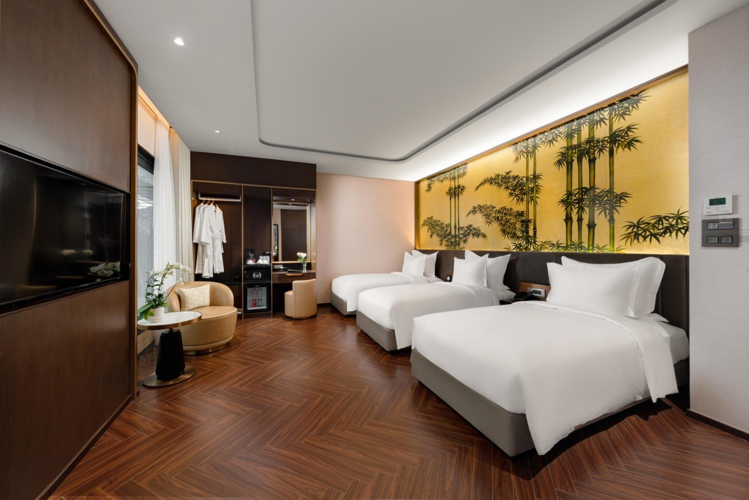 Triple Room with Balcony photo 3