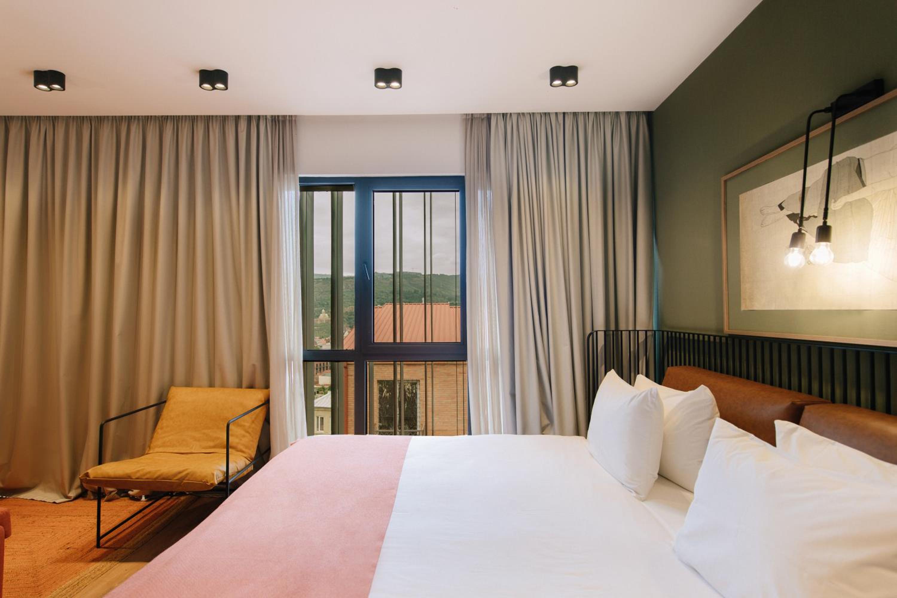 Deluxe Double or Twin Room - Photo 3