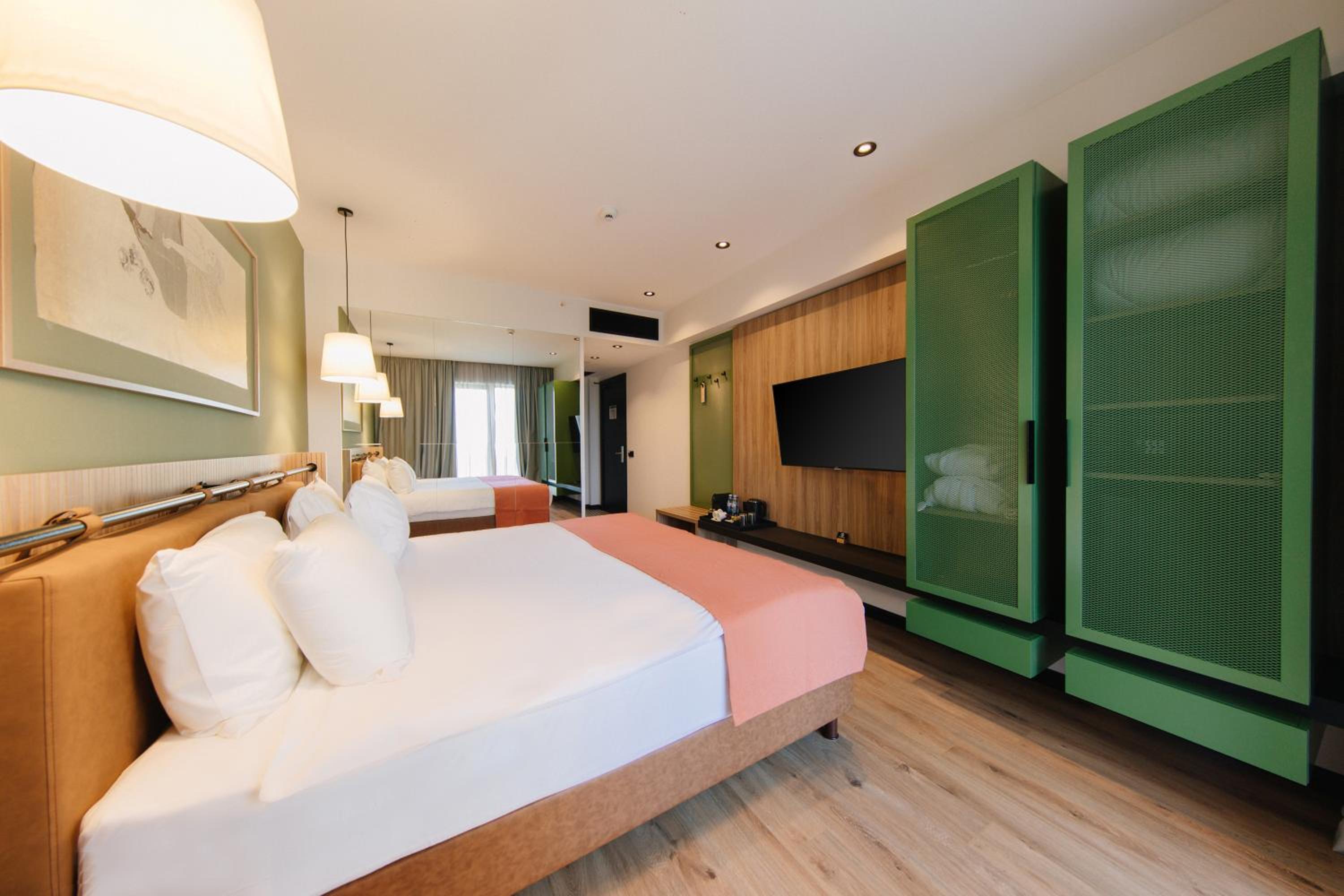 Superior Double or Twin Room - Photo 3
