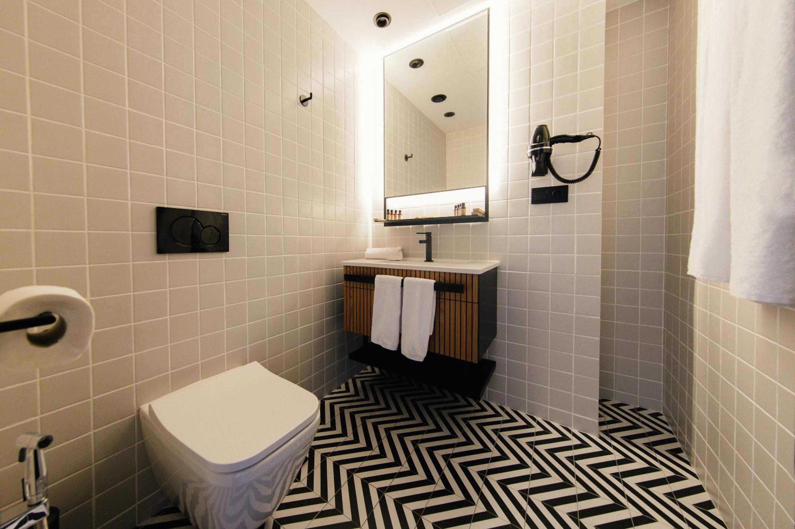 Superior Double or Twin Room - Photo 2