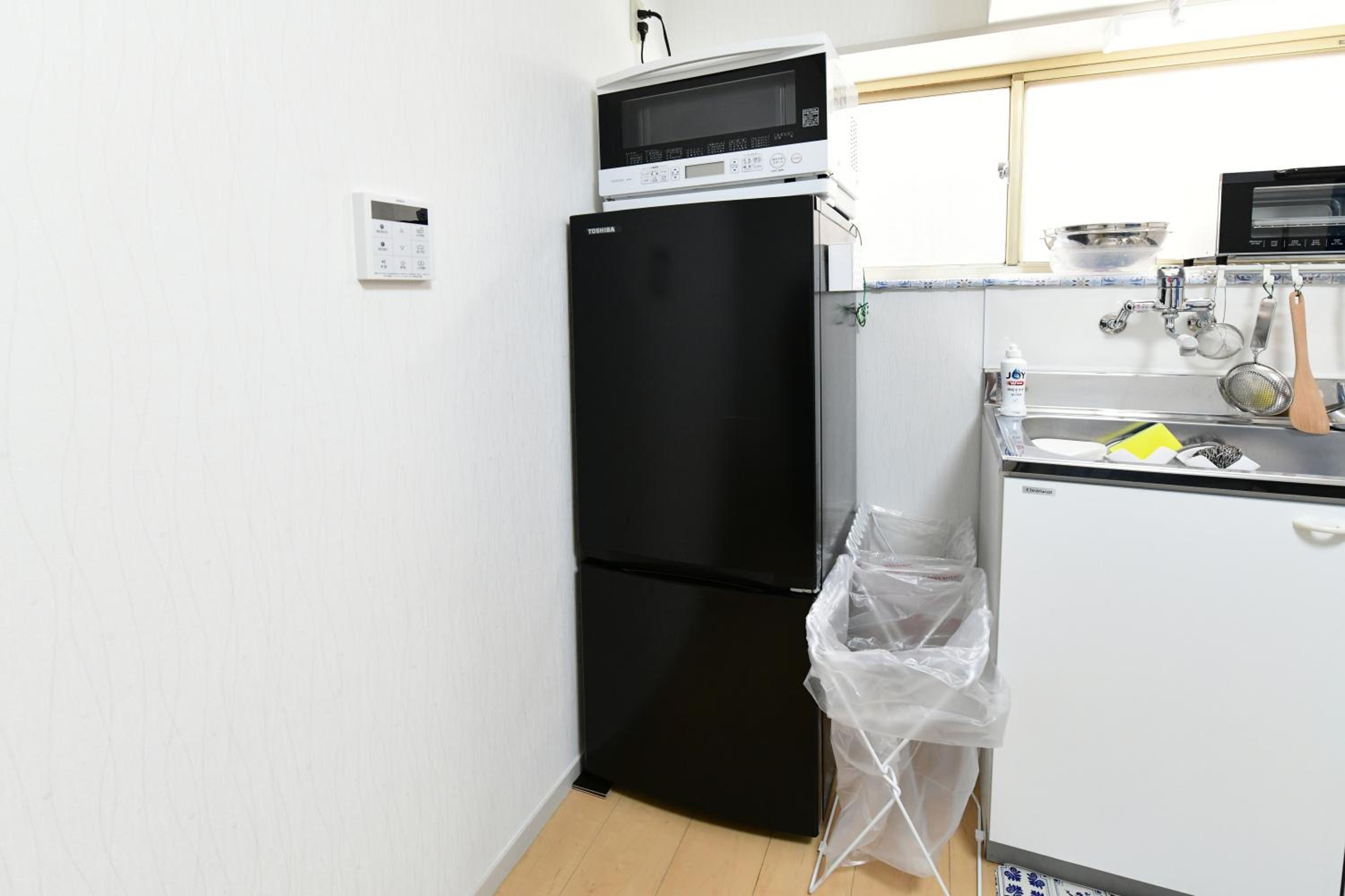Three-Bedroom Apartment photo 2
