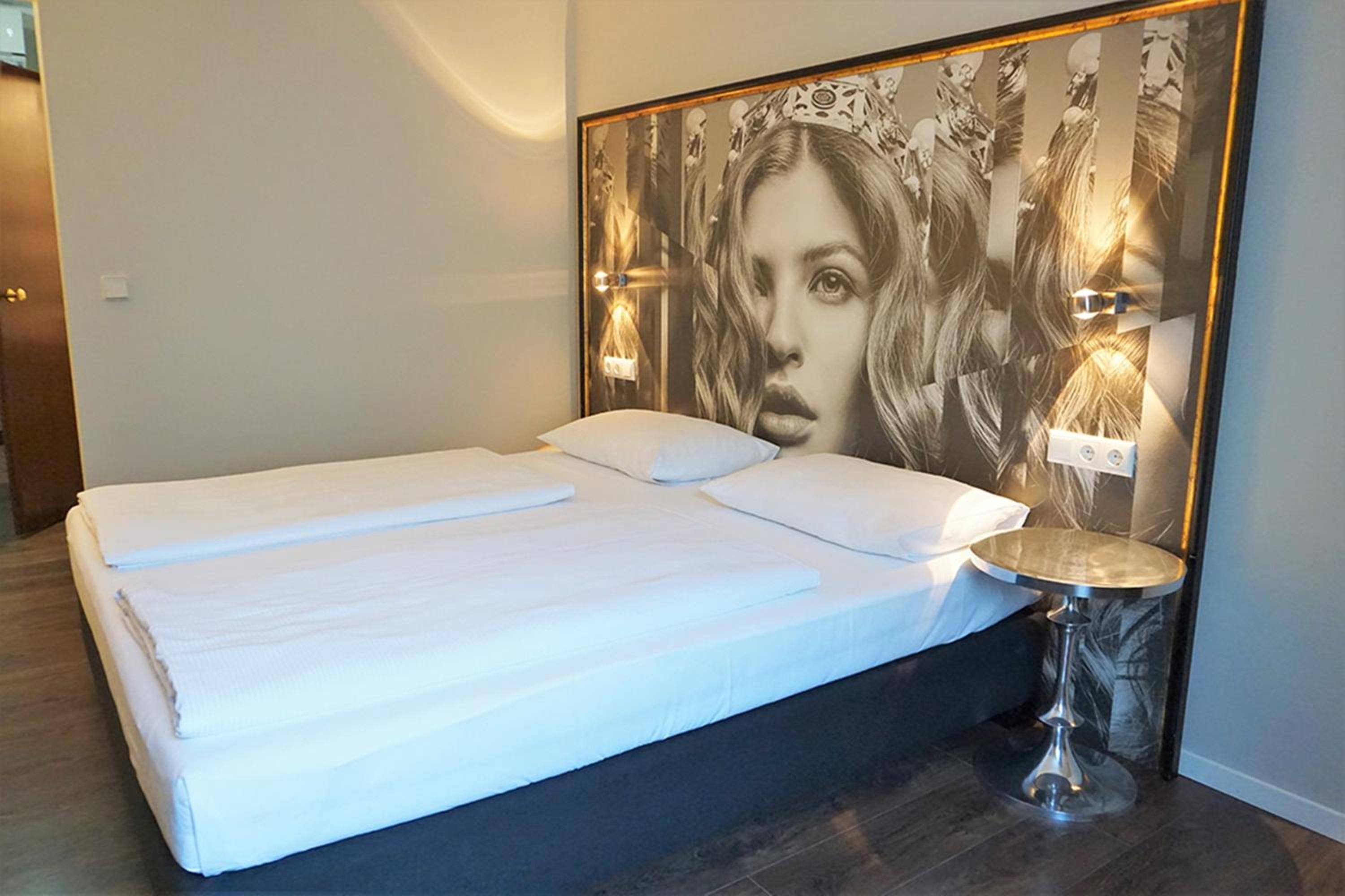 Standard Double Room photo 3