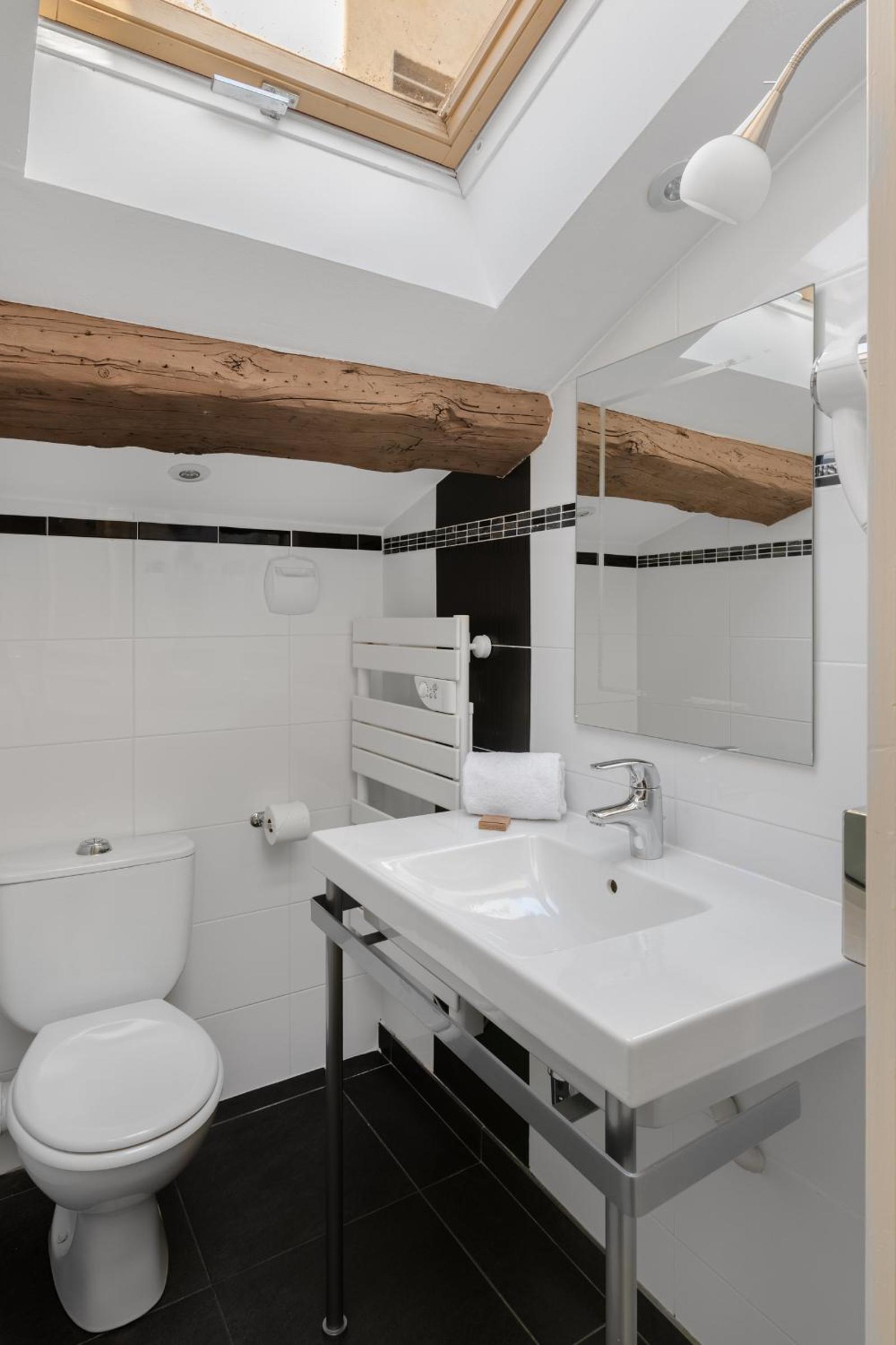 Standard Single Room photo 2
