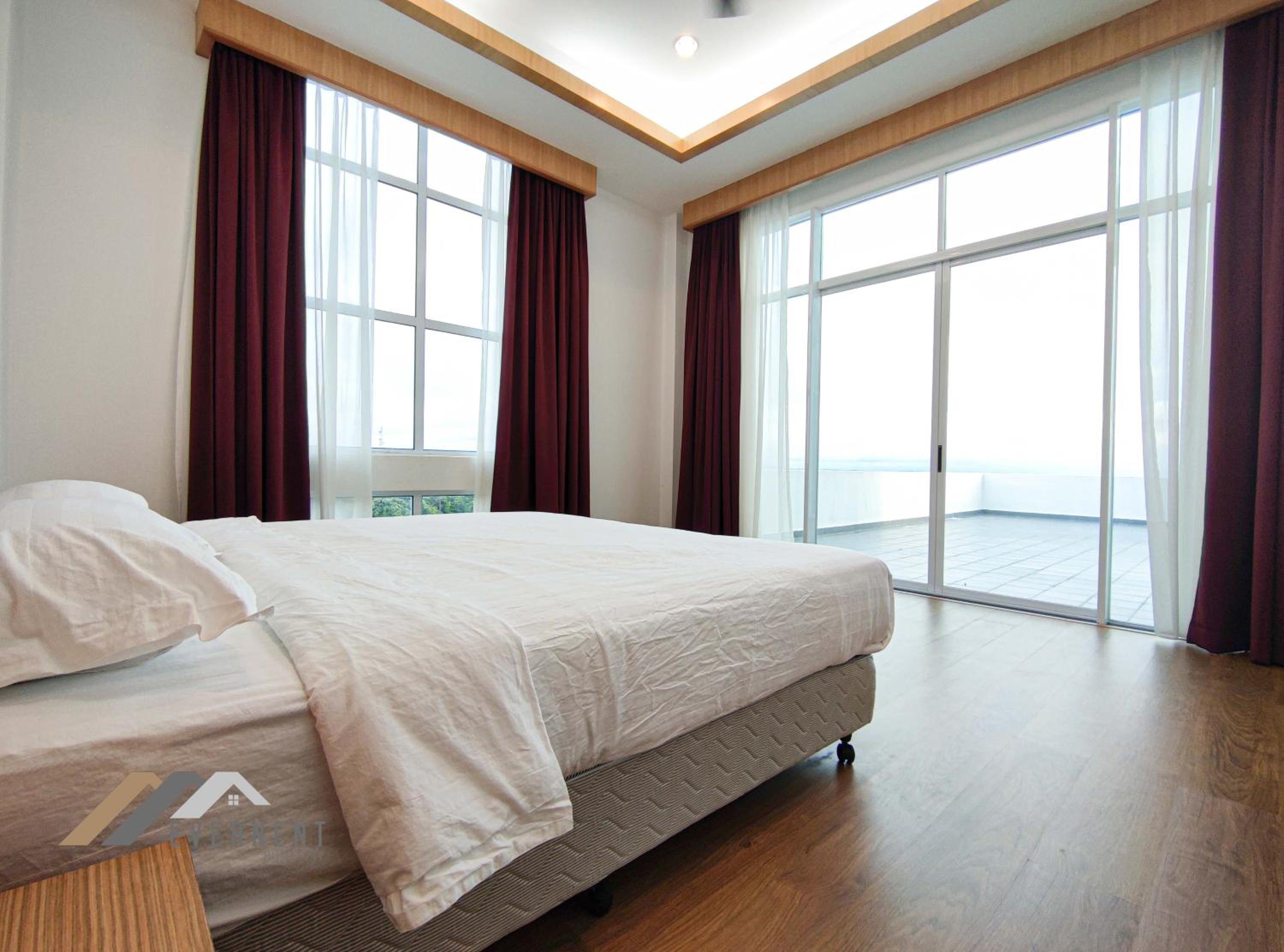 Superior King Room - Photo 13