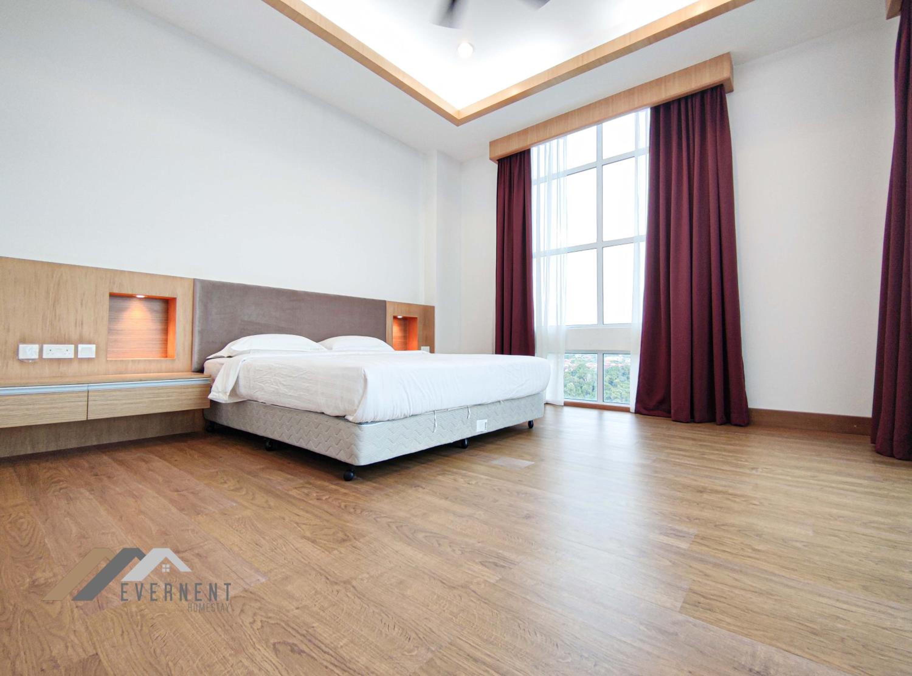 Superior King Room - Photo 3