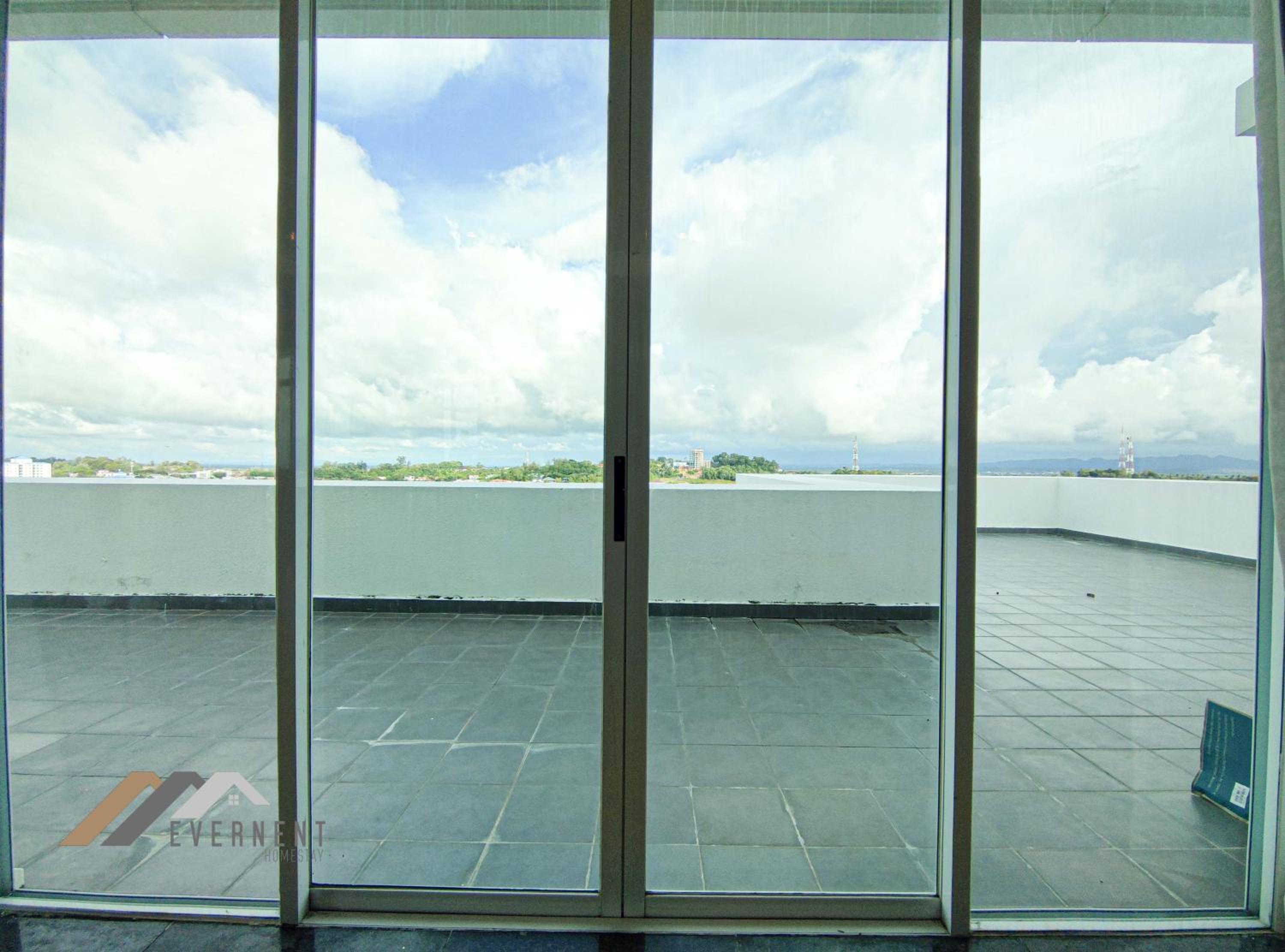 Penthouse Apartment photo 3