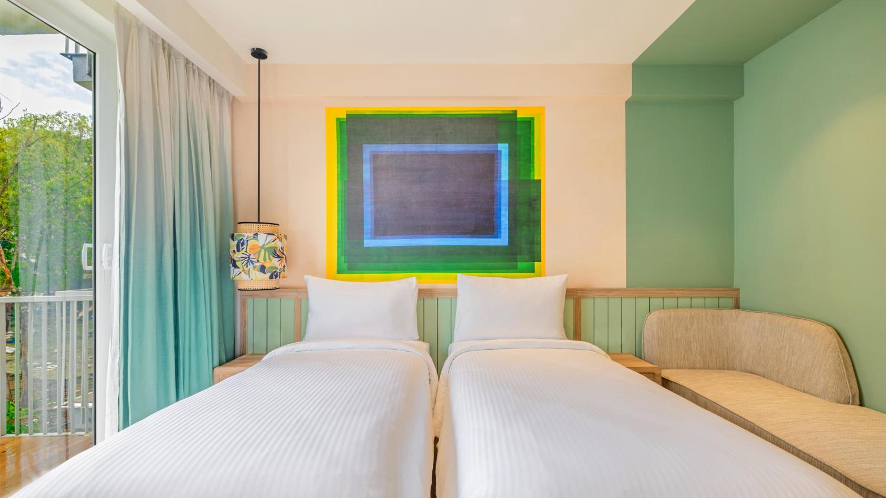 Premier Twin Room with Pool View - Photo 4