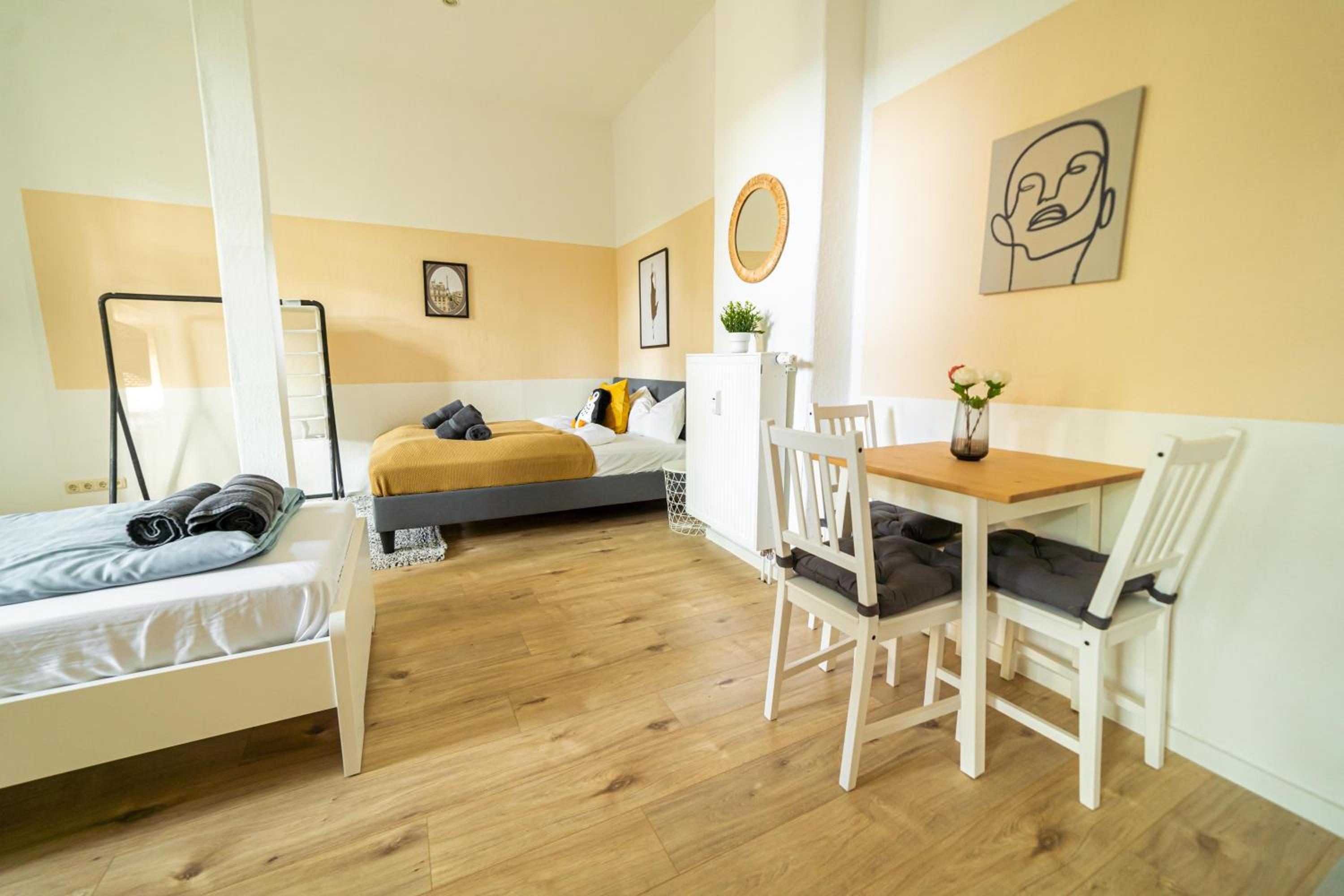Studio Apartment photo 1