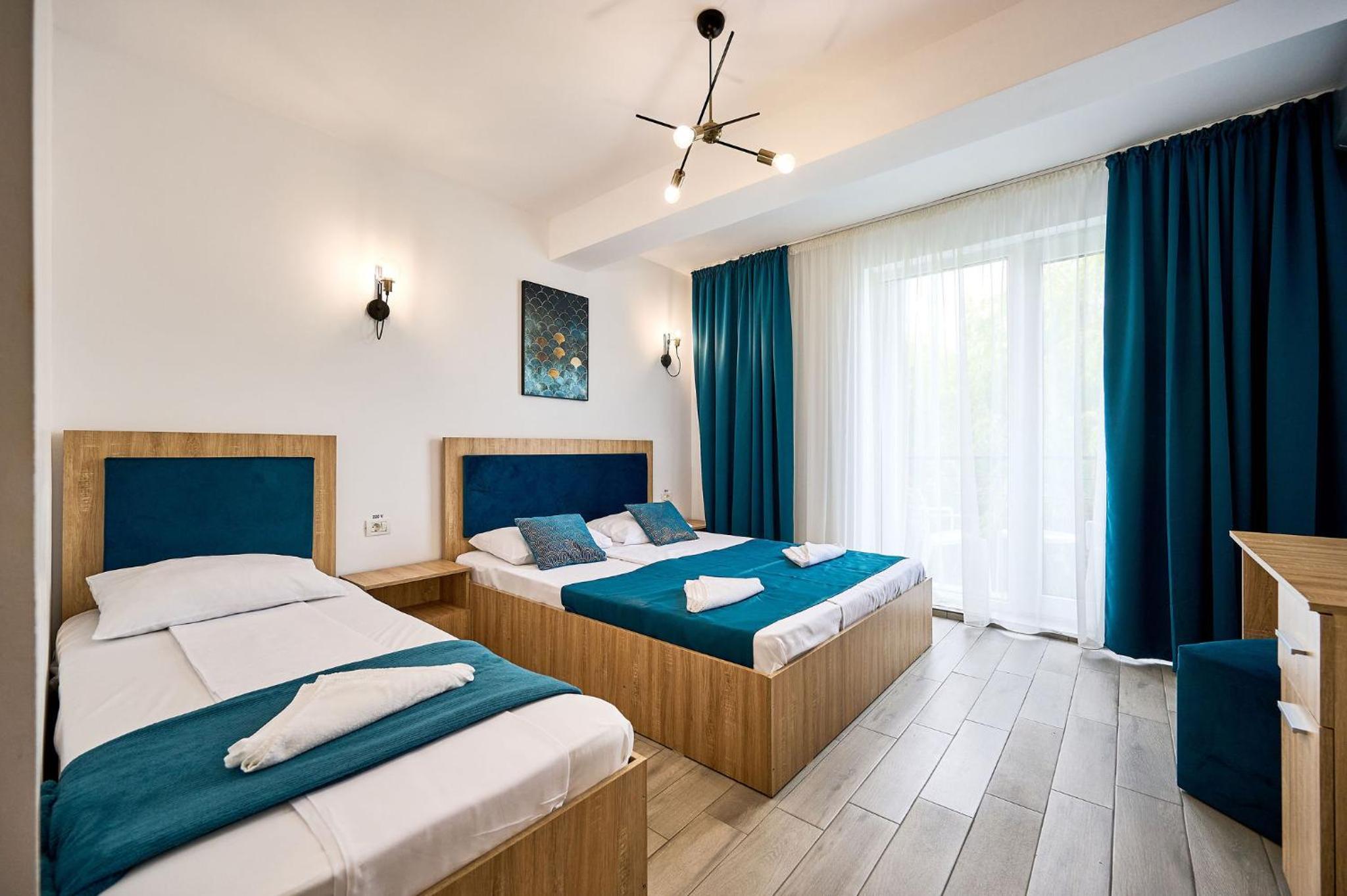 Deluxe Double Room with Balcony photo 1