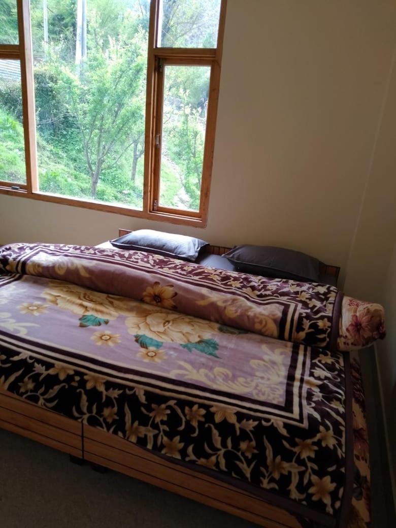 Deluxe Double Room (2 Adults + 1 Child) photo 3