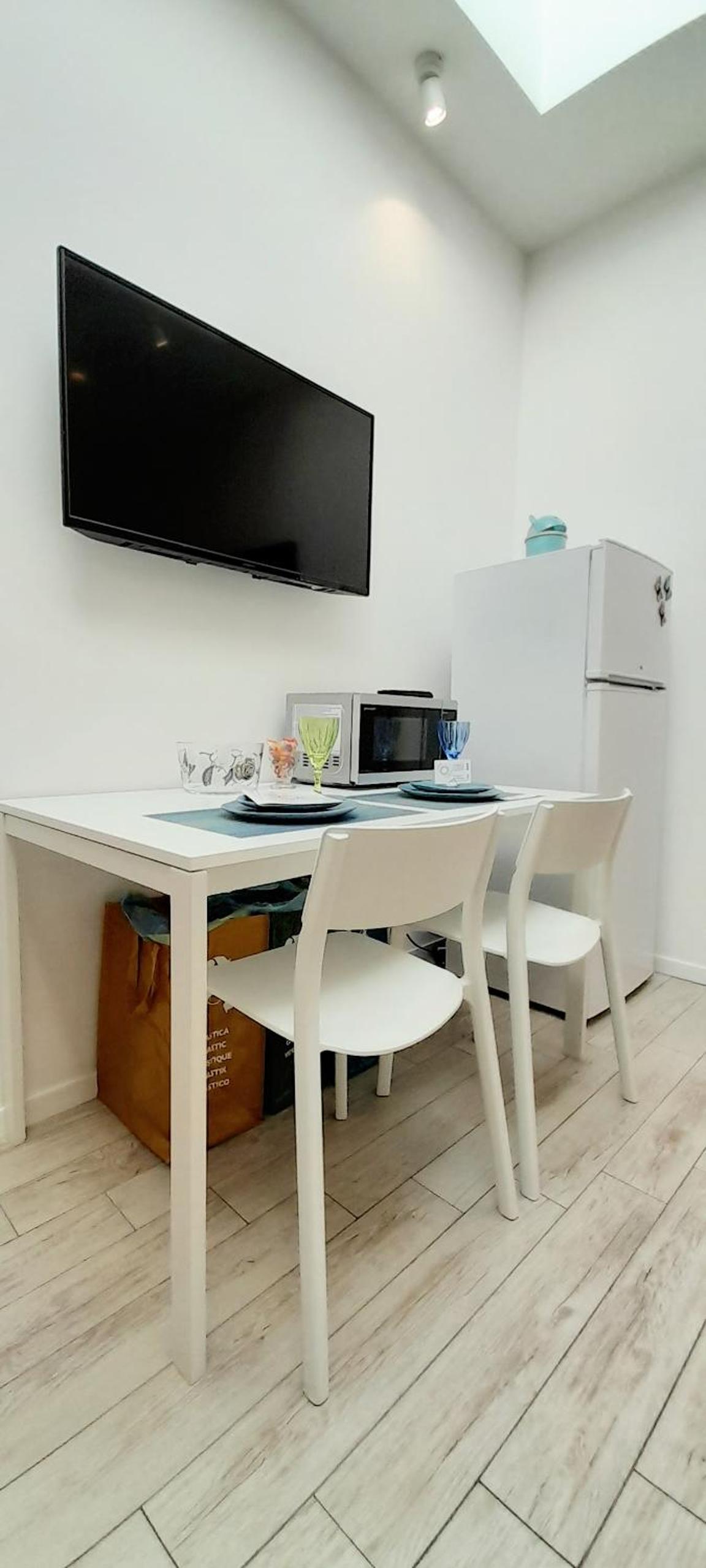 One-Bedroom Apartment - Photo 49