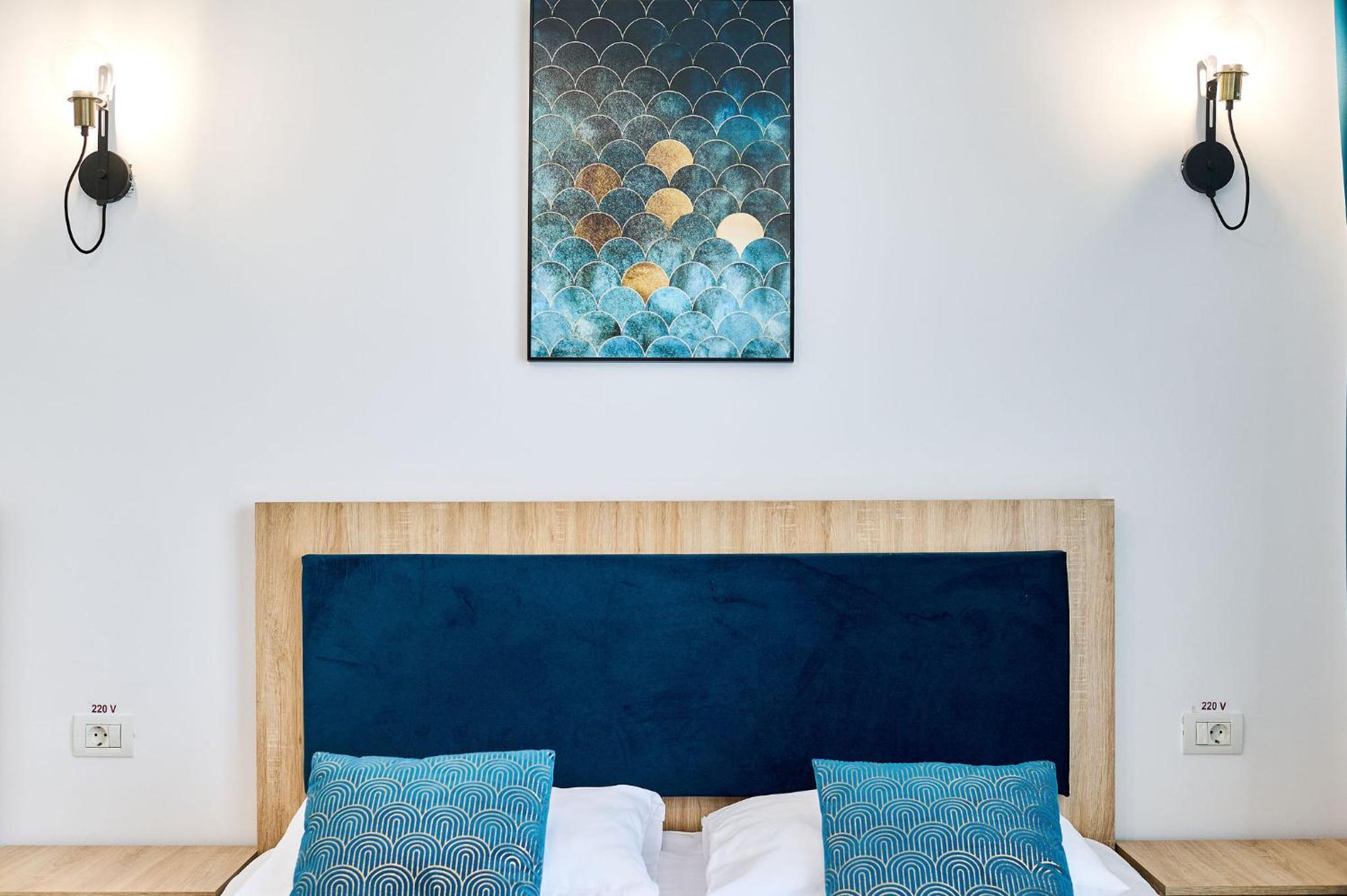 Deluxe Double Room with Balcony photo 3