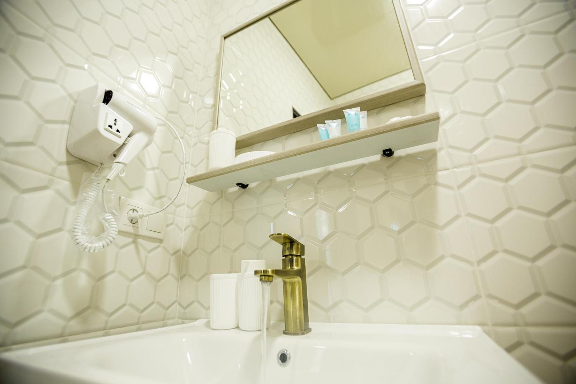 Budget Double or Twin Room photo 2