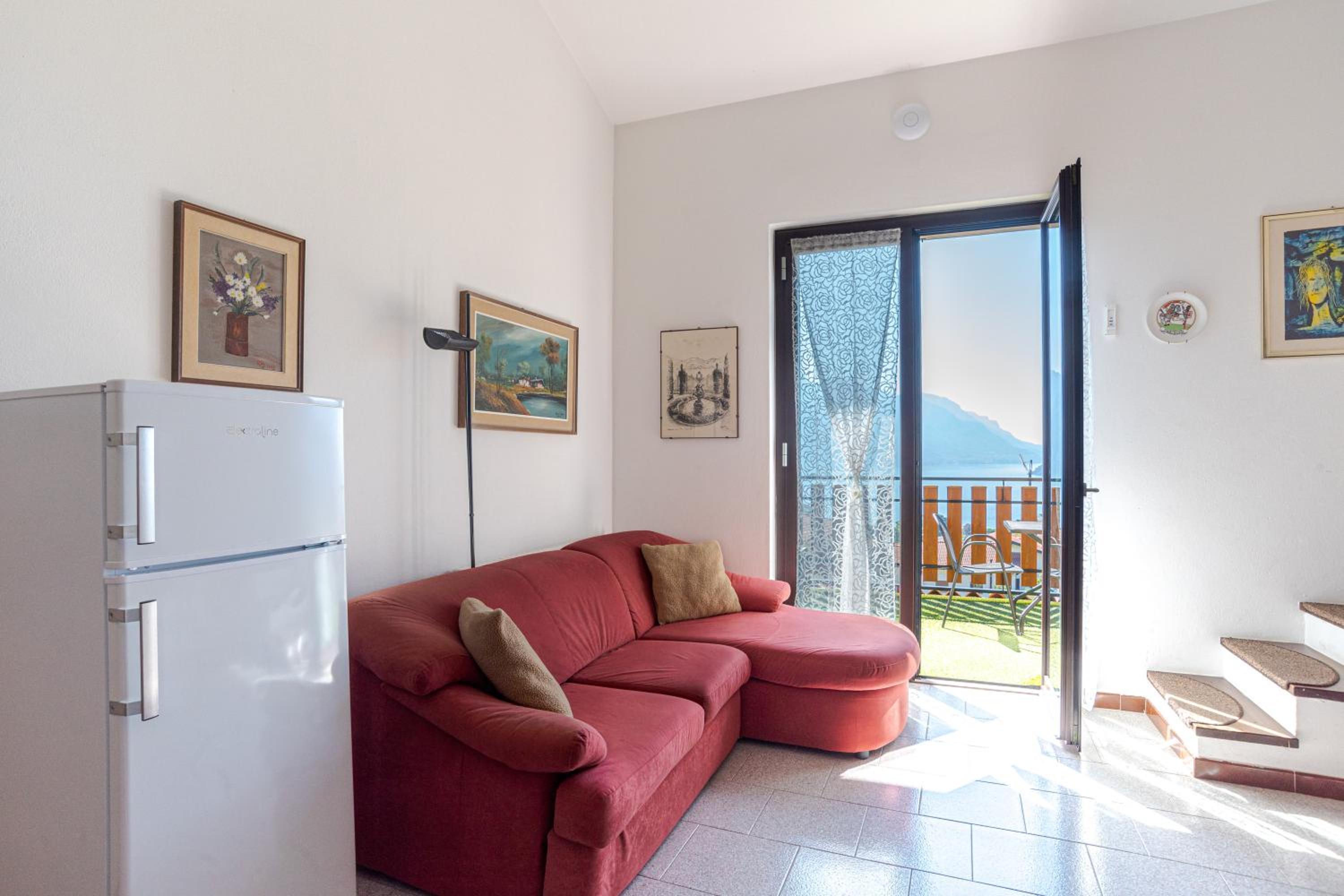 One Bedroom Apartment with Terrace 4