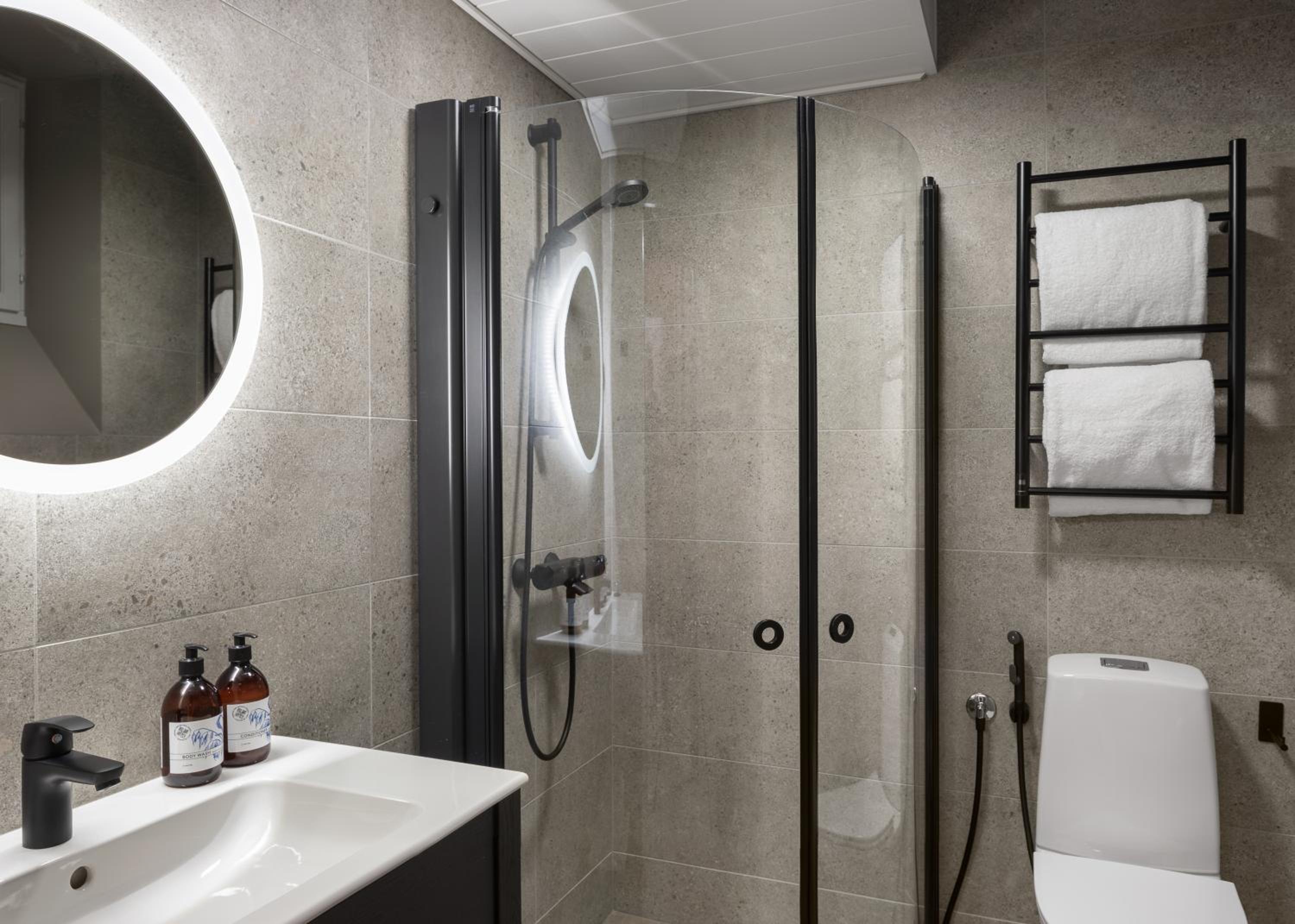 Standard Twin Room - Photo 5