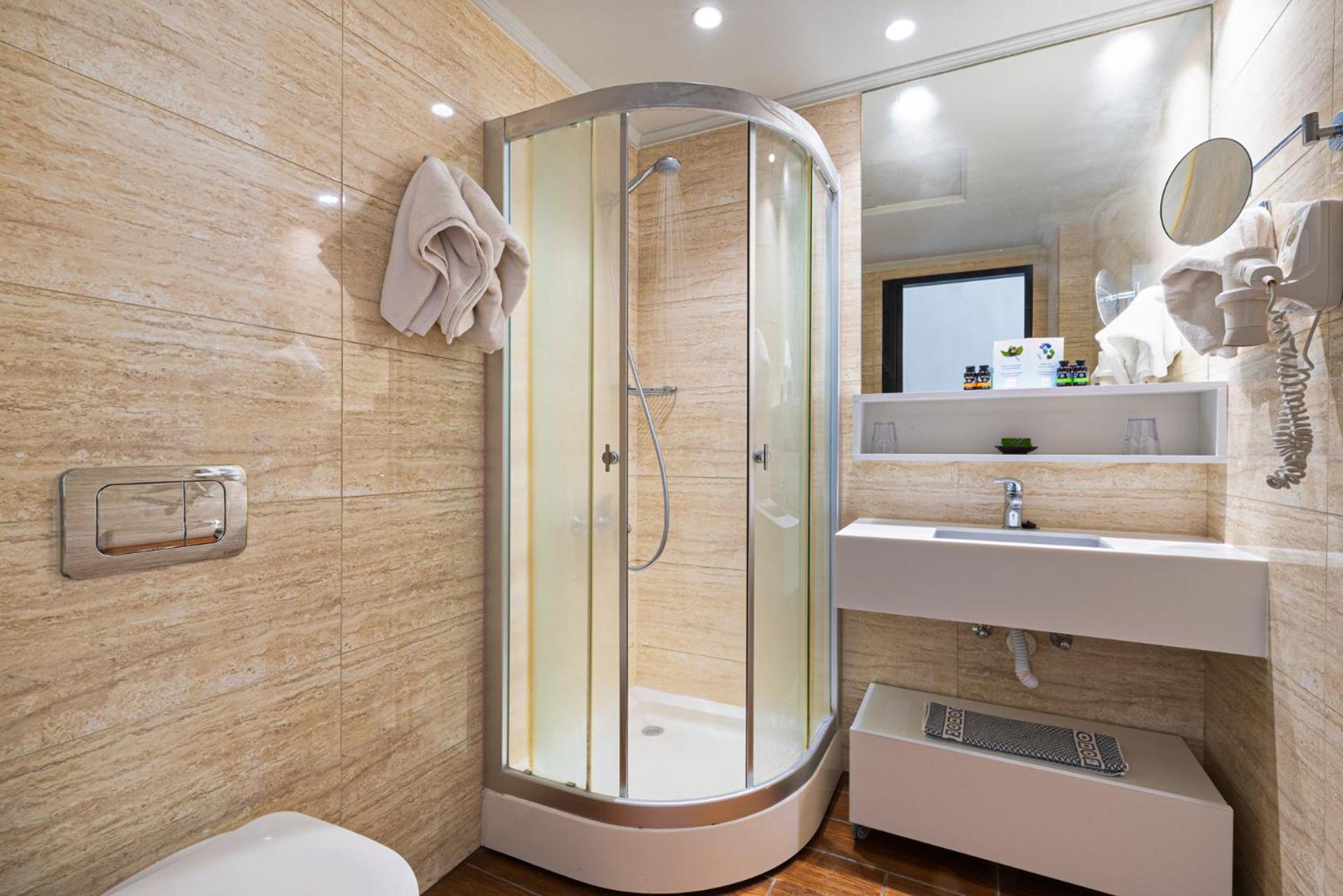 Triple Room with Balcony photo 2