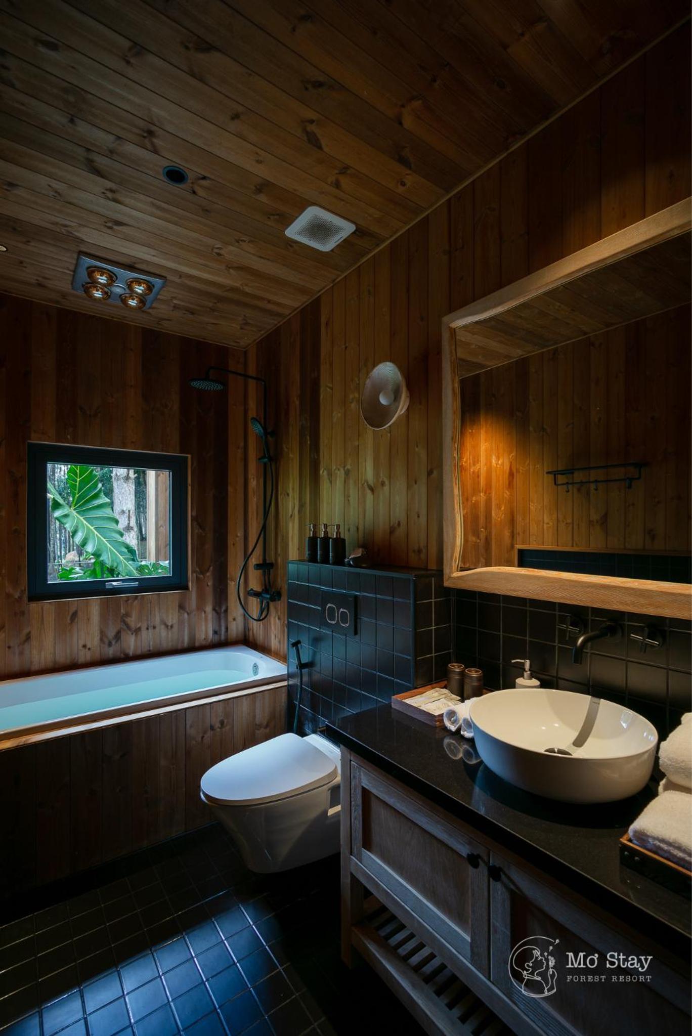GRAND DELUXE WITH JACUZZI photo 2