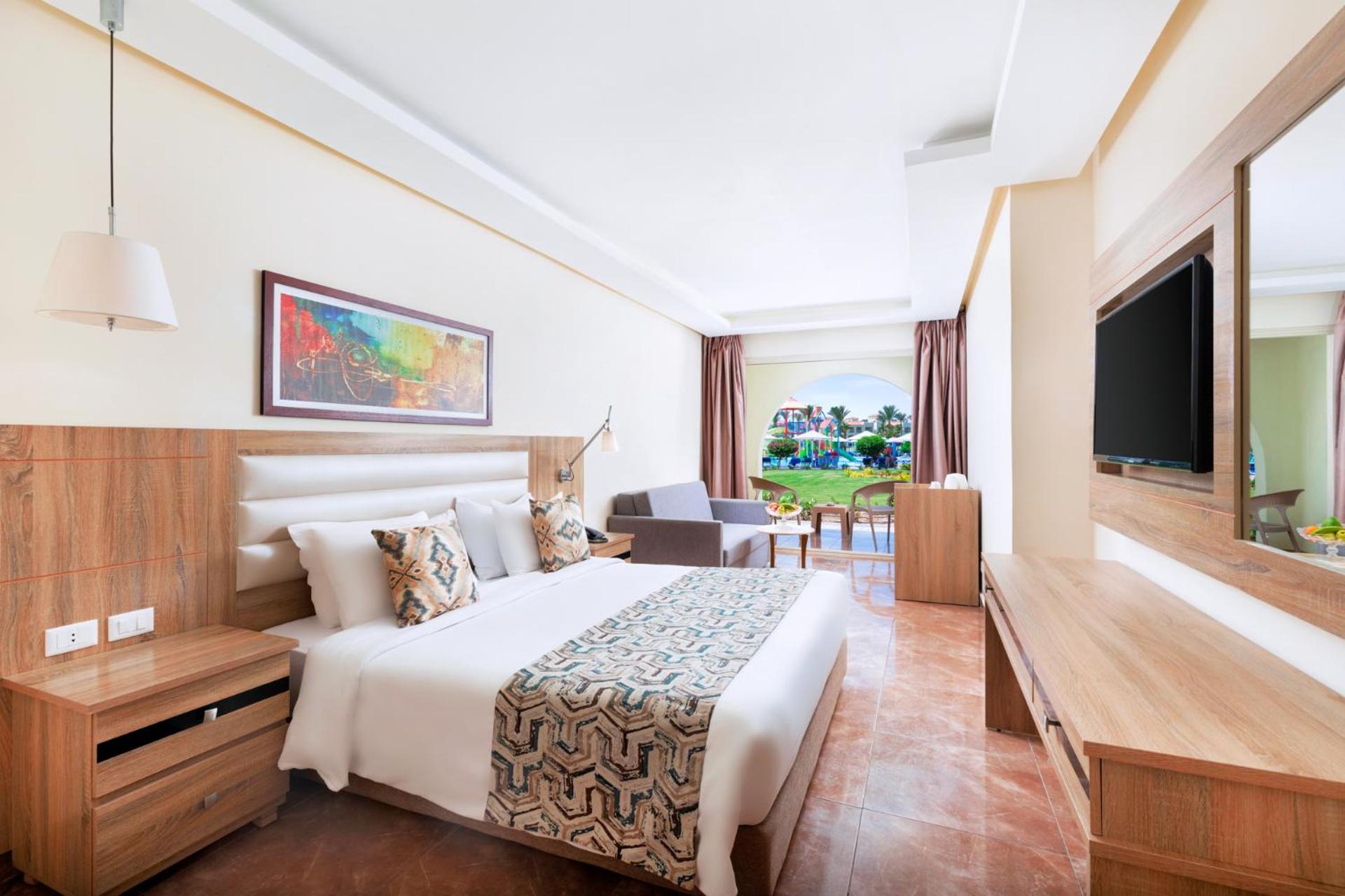 Deluxe Room with Lagoon View