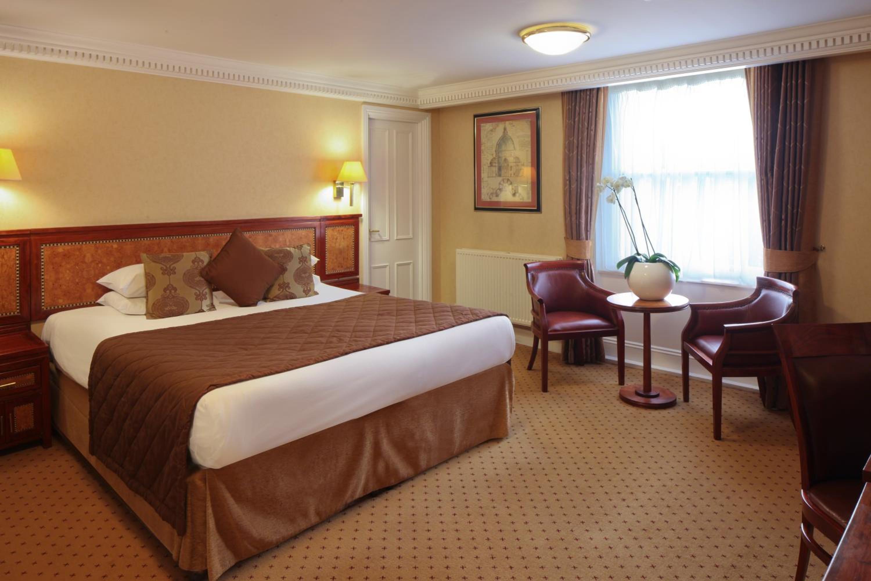 Executive Room photo 2