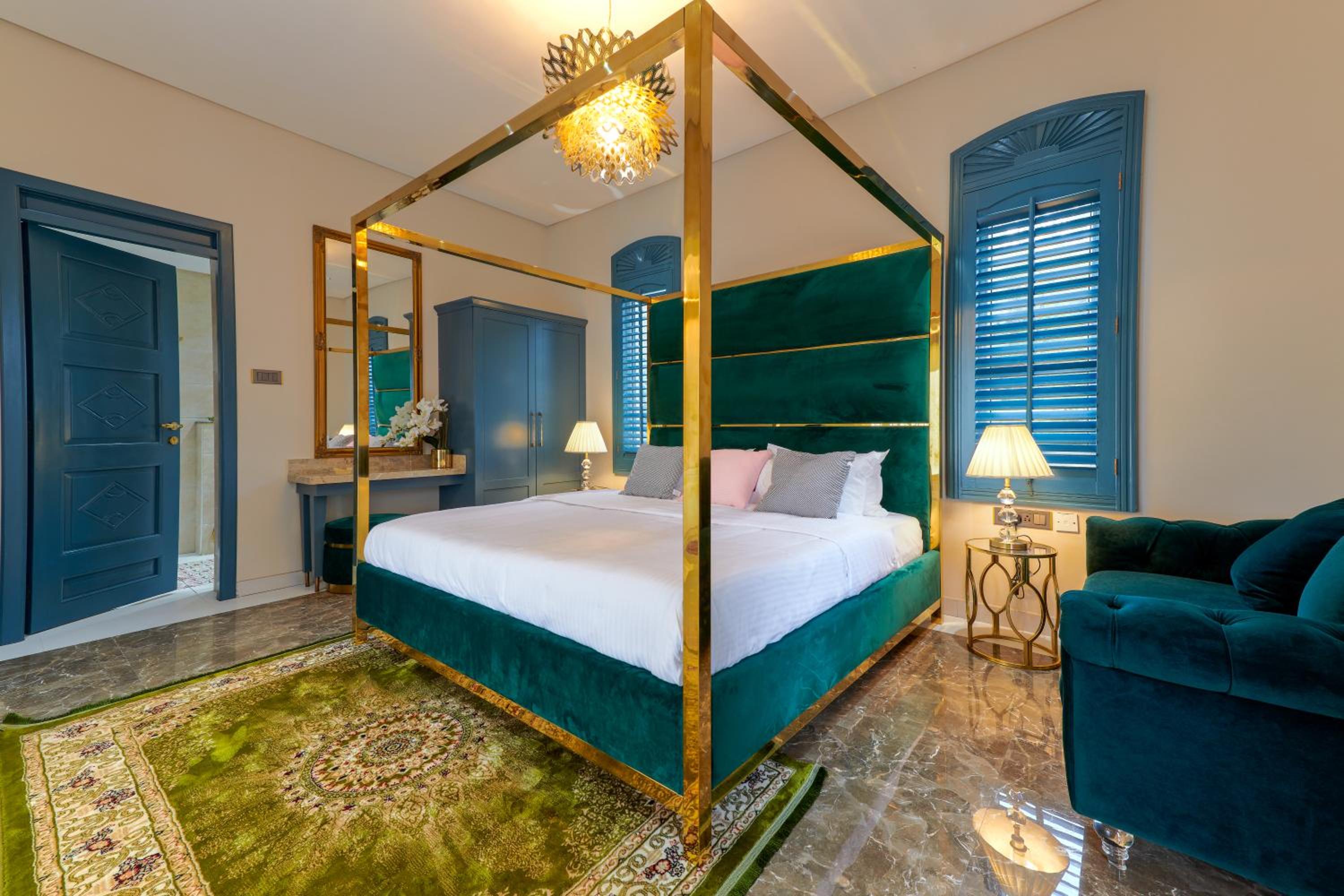 Suite with Mountain View - Photo 1
